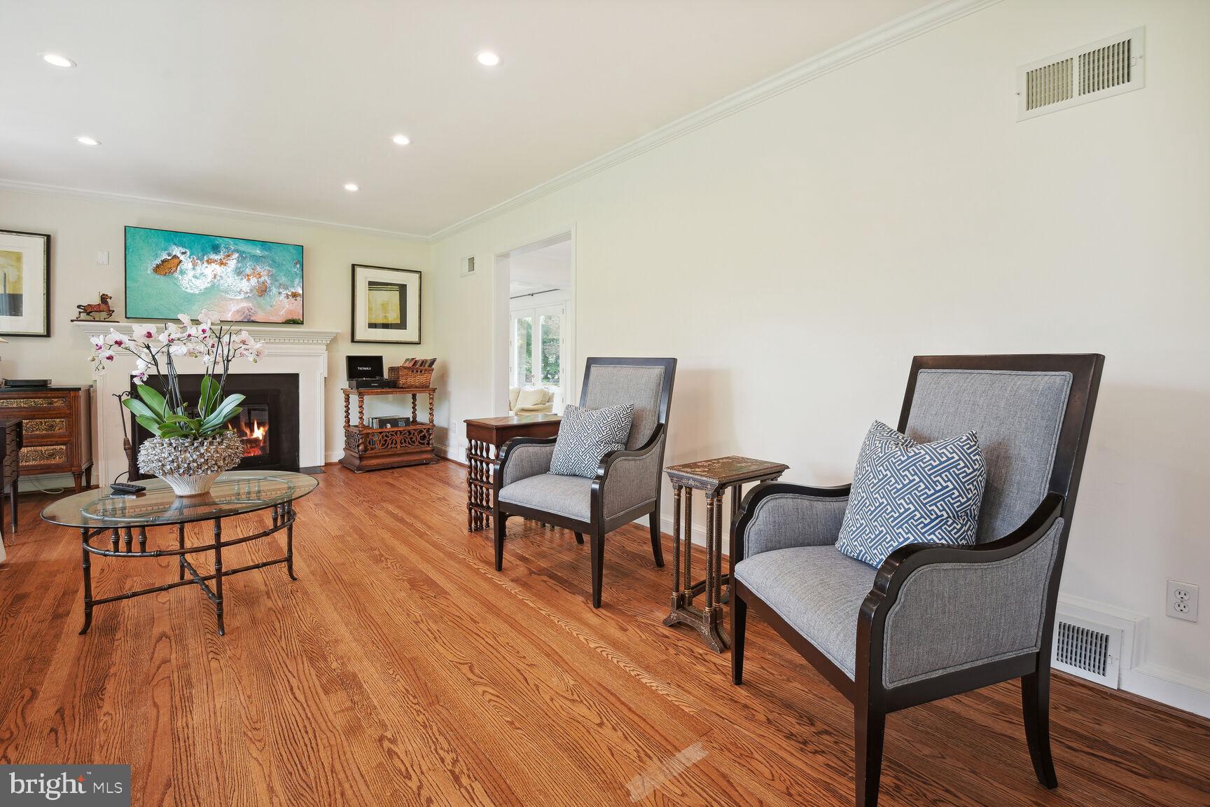 GLEN VISTA - Residential