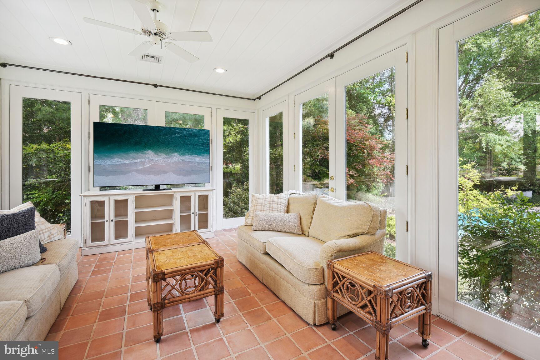 GLEN VISTA - Residential