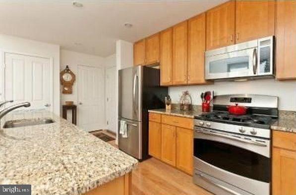 INNER HARBOR - Residential Lease