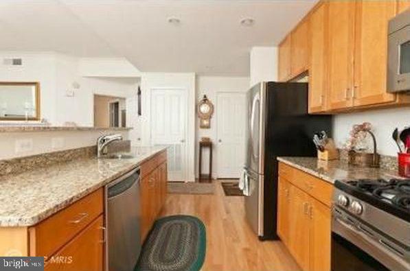 INNER HARBOR - Residential Lease