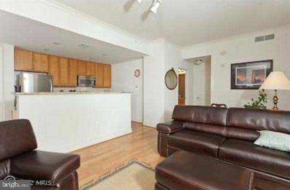 INNER HARBOR - Residential Lease