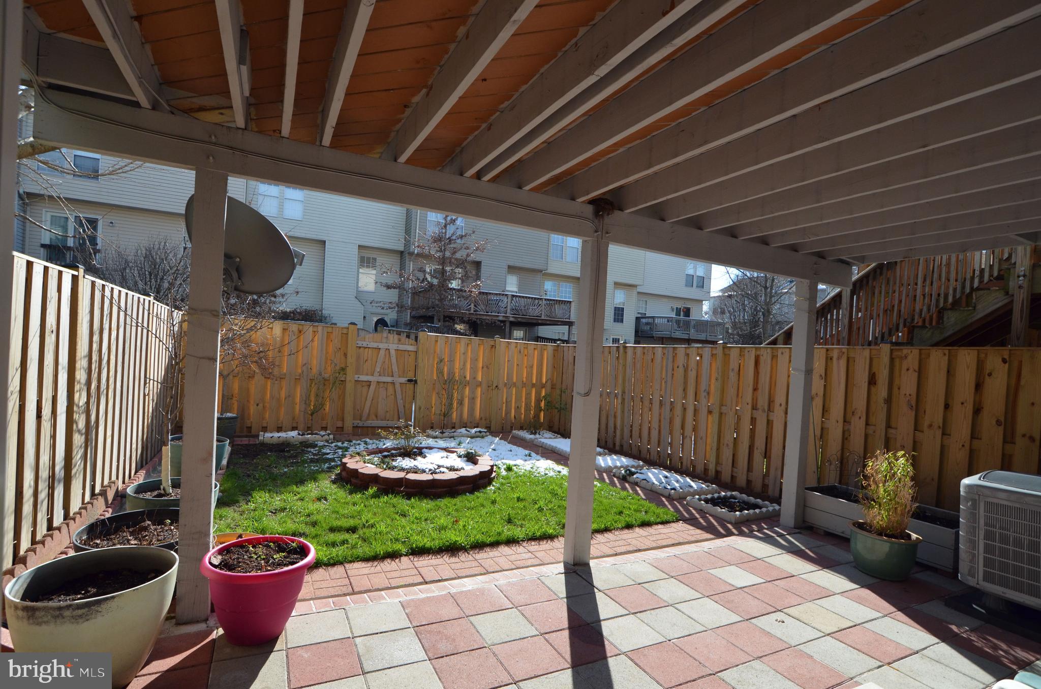 WELLINGTON/CLOVERHILL - Residential