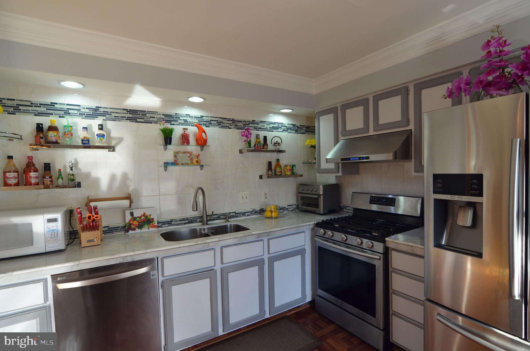 WELLINGTON/CLOVERHILL - Residential