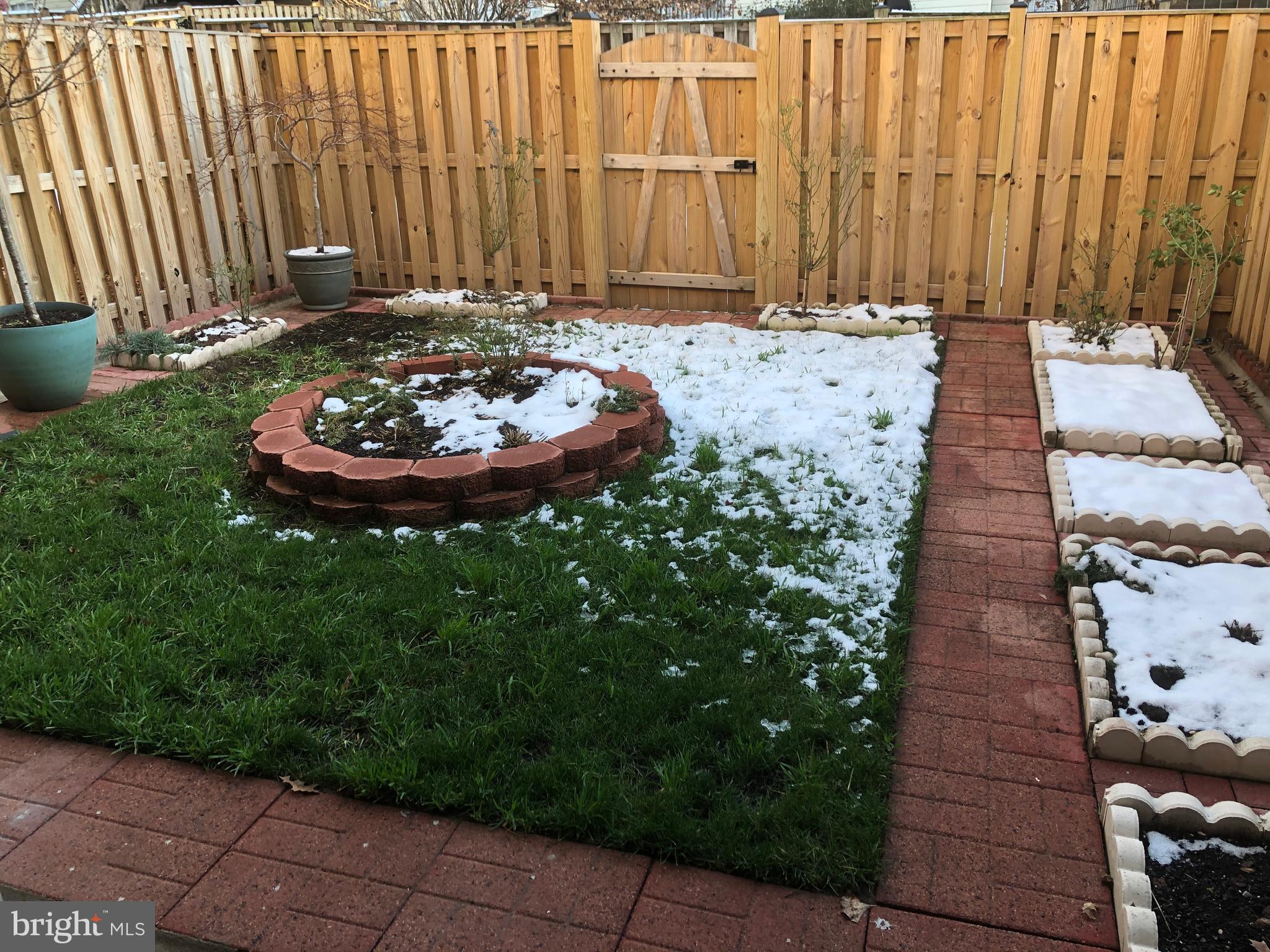 WELLINGTON/CLOVERHILL - Residential