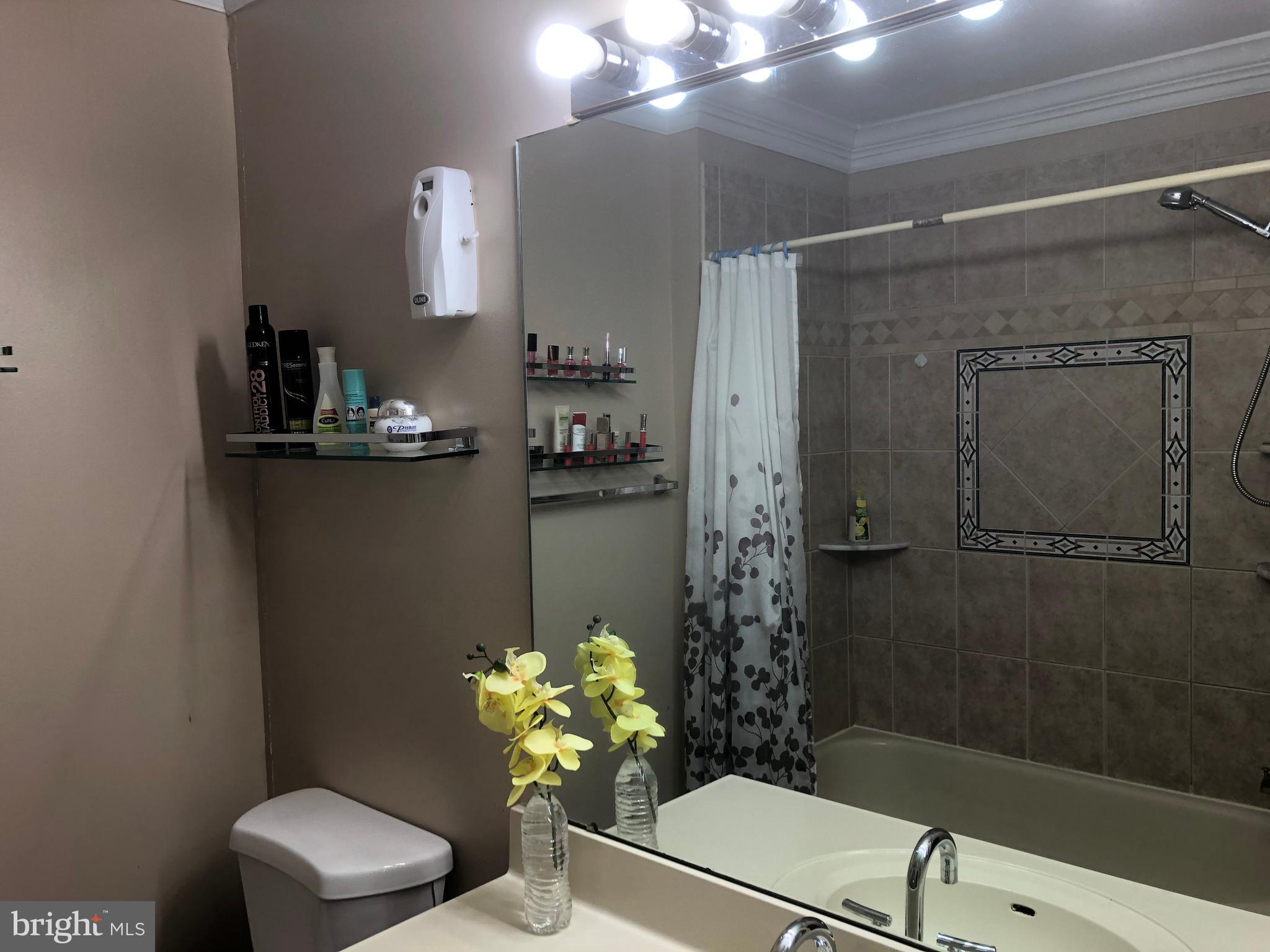 WELLINGTON/CLOVERHILL - Residential