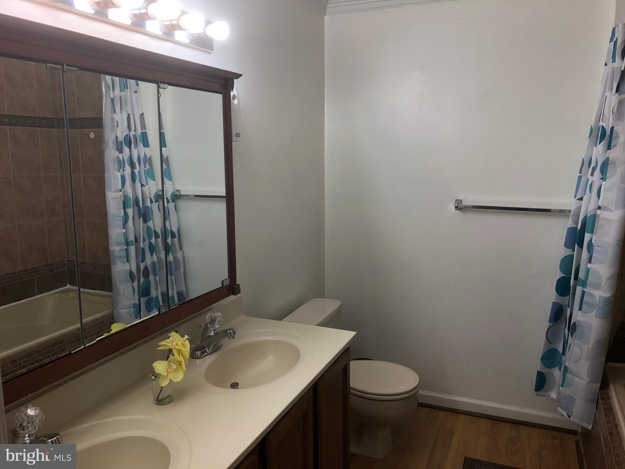 WELLINGTON/CLOVERHILL - Residential