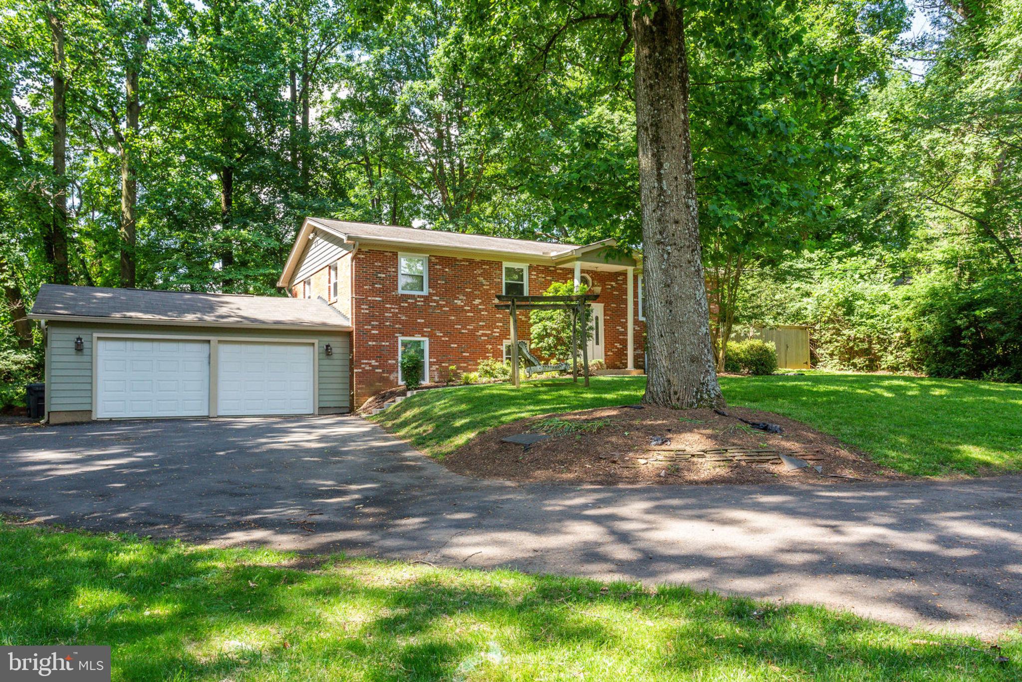 BRIARWOOD FARMS - Residential