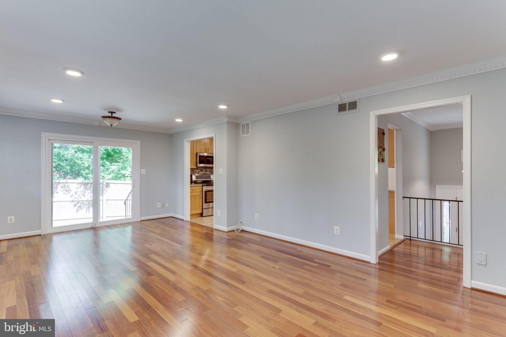 BRIARWOOD FARMS - Residential