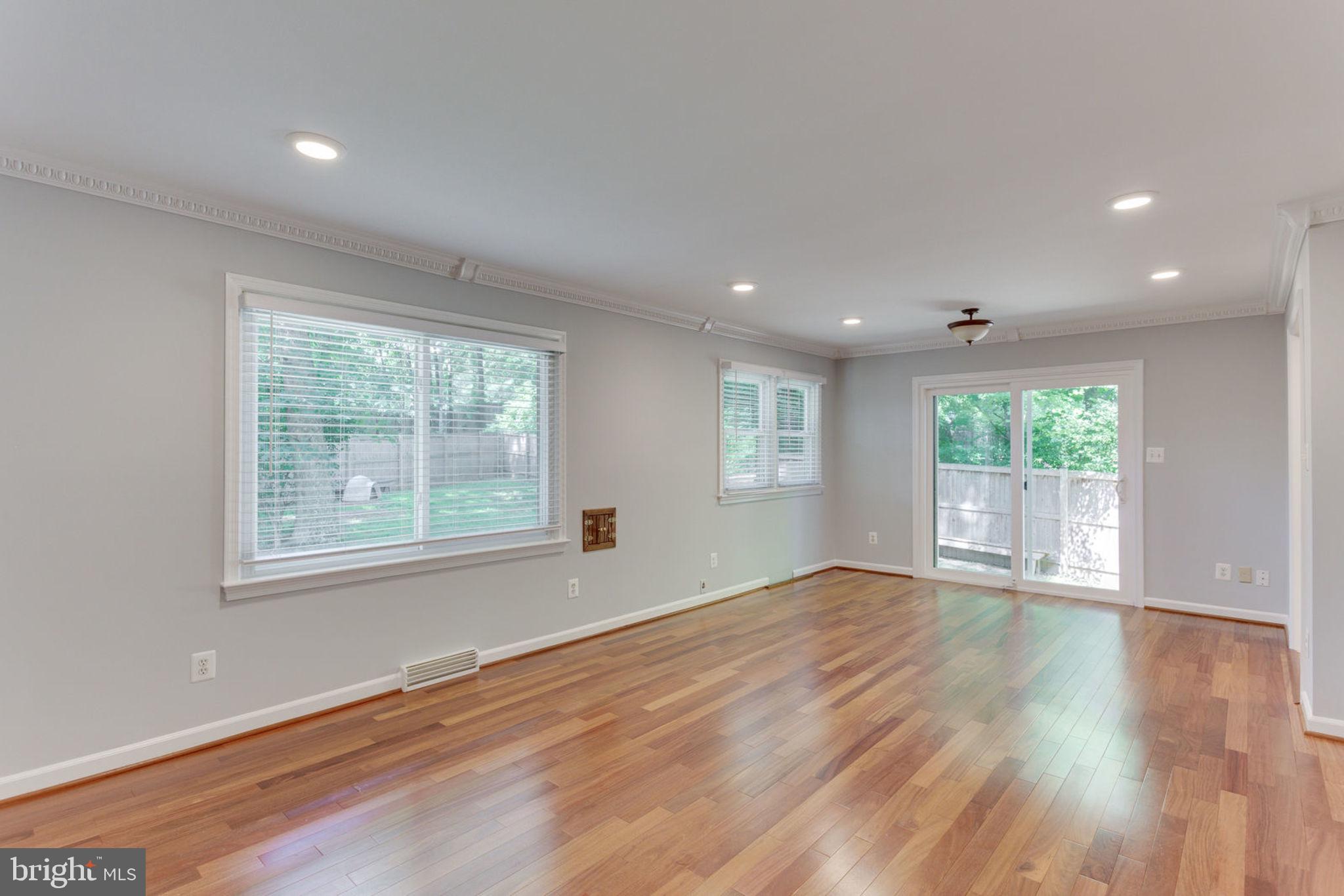 BRIARWOOD FARMS - Residential