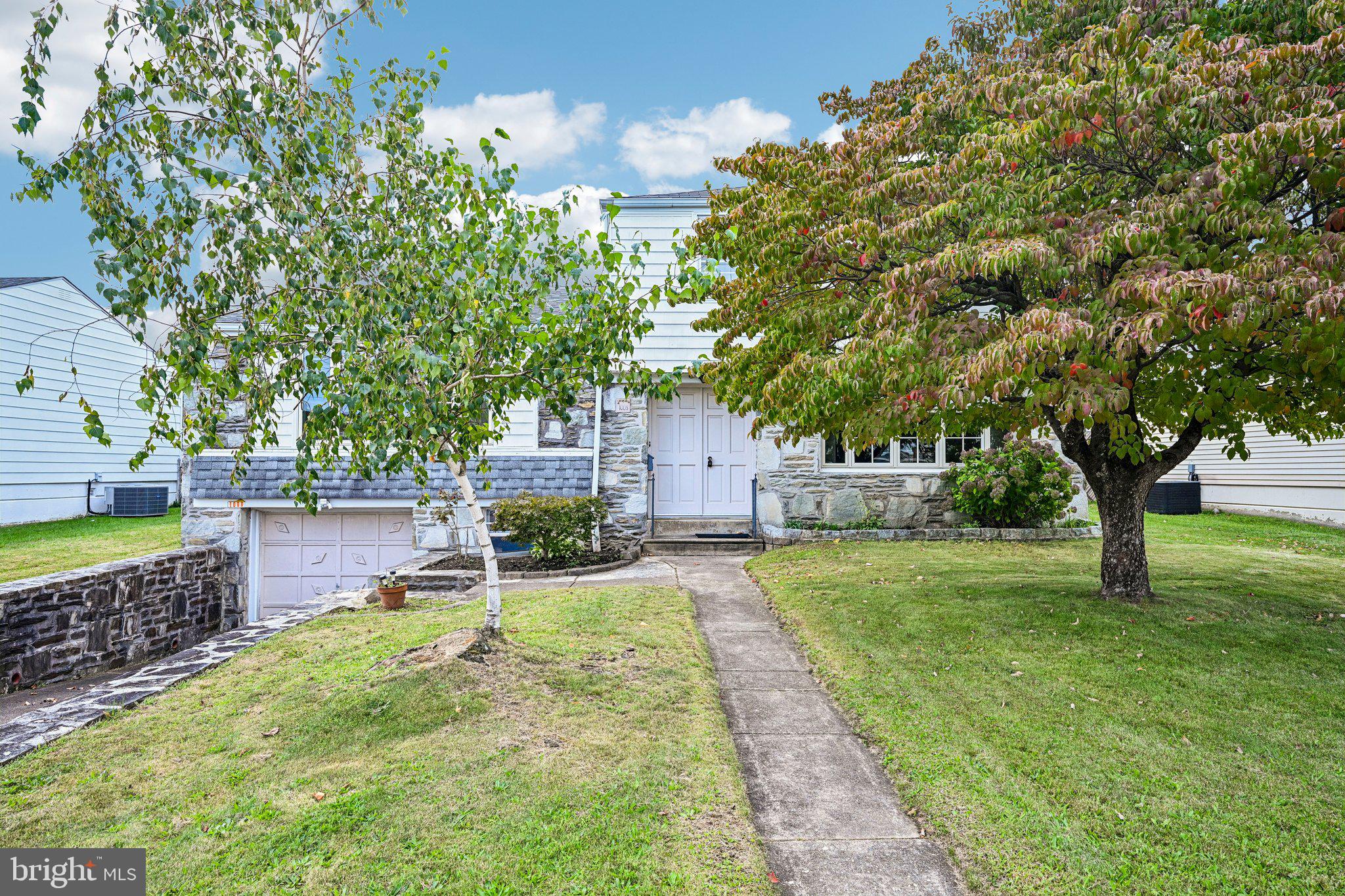 1008 RENNARD STREET