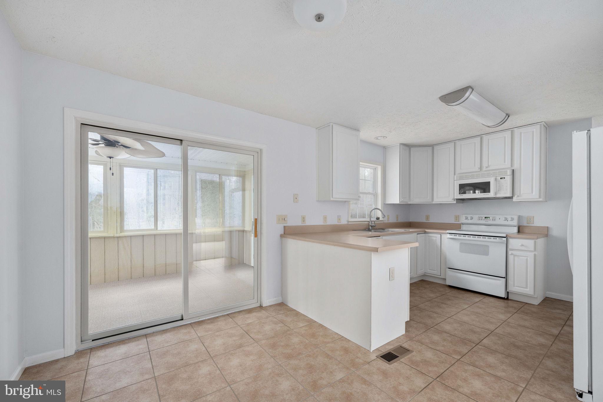 CABIN POINT - Residential