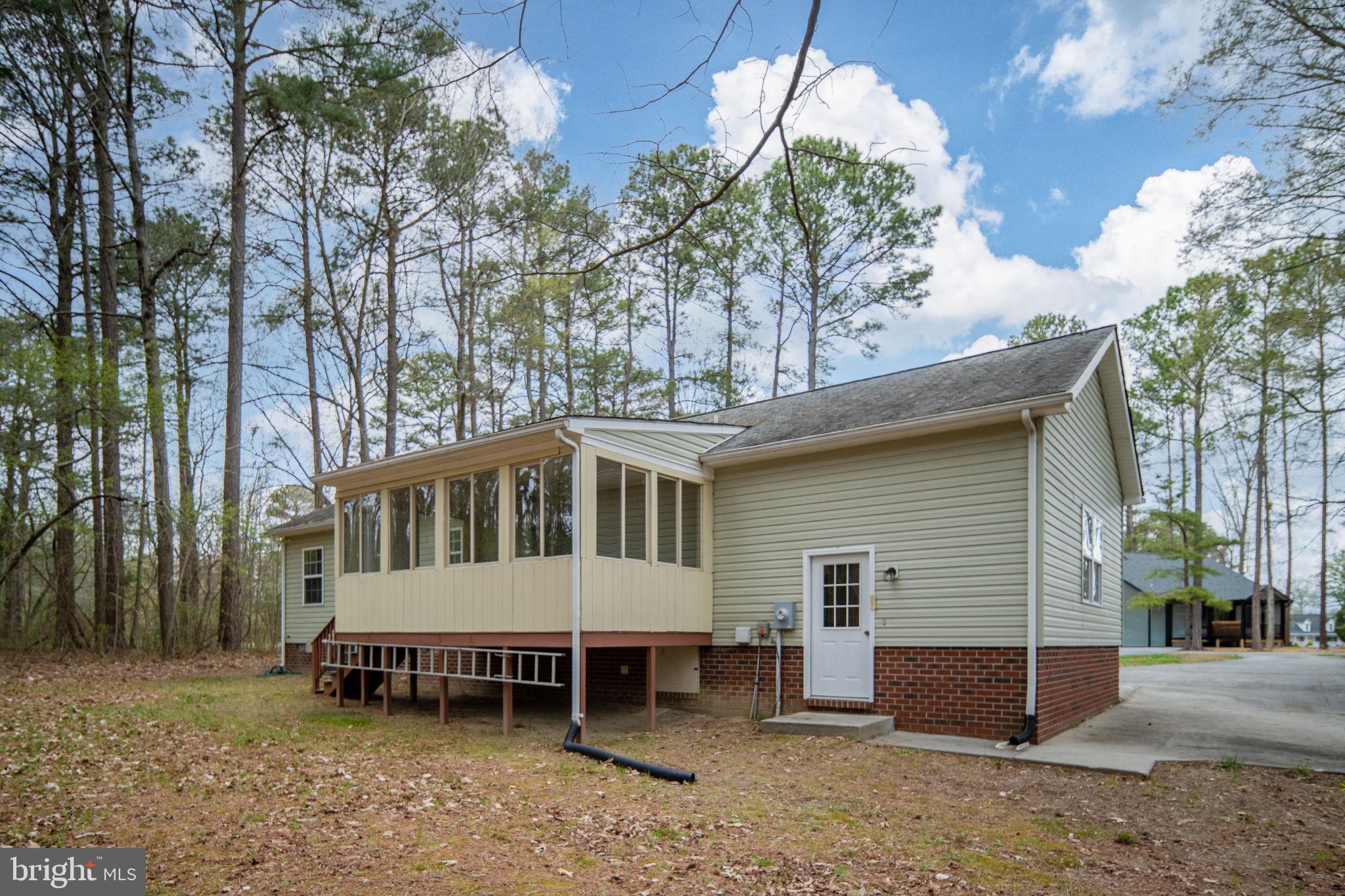 CABIN POINT - Residential