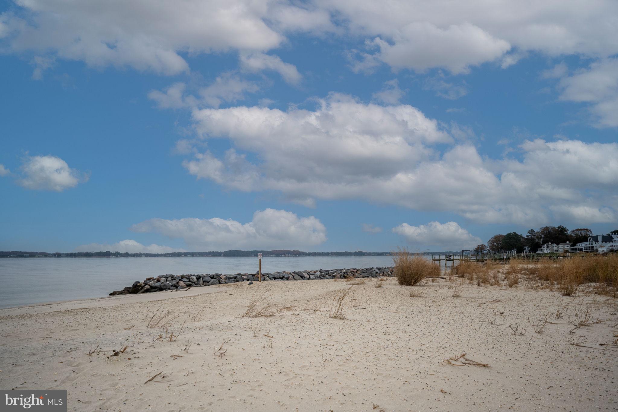 CABIN POINT - Residential