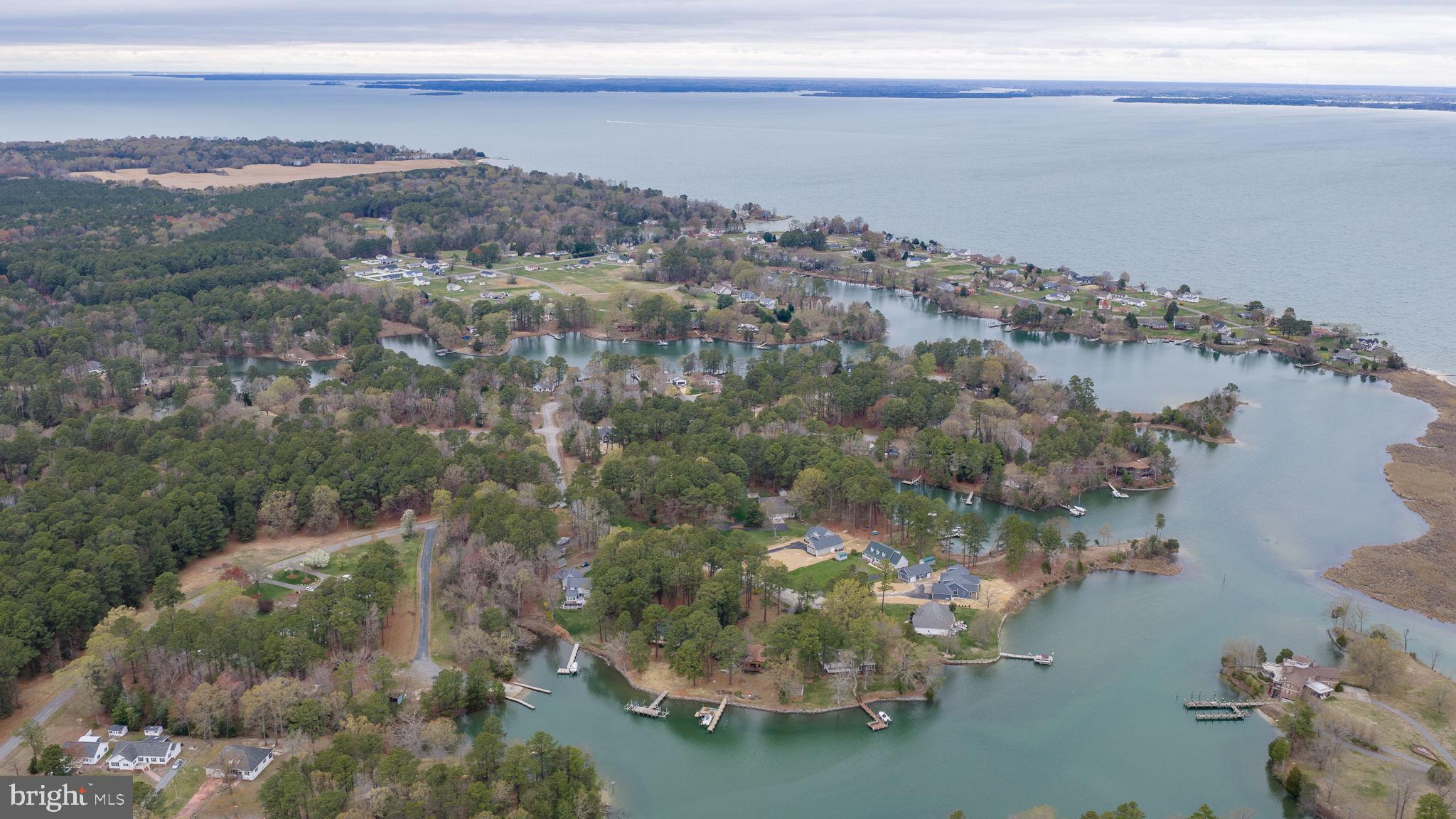 CABIN POINT - Residential