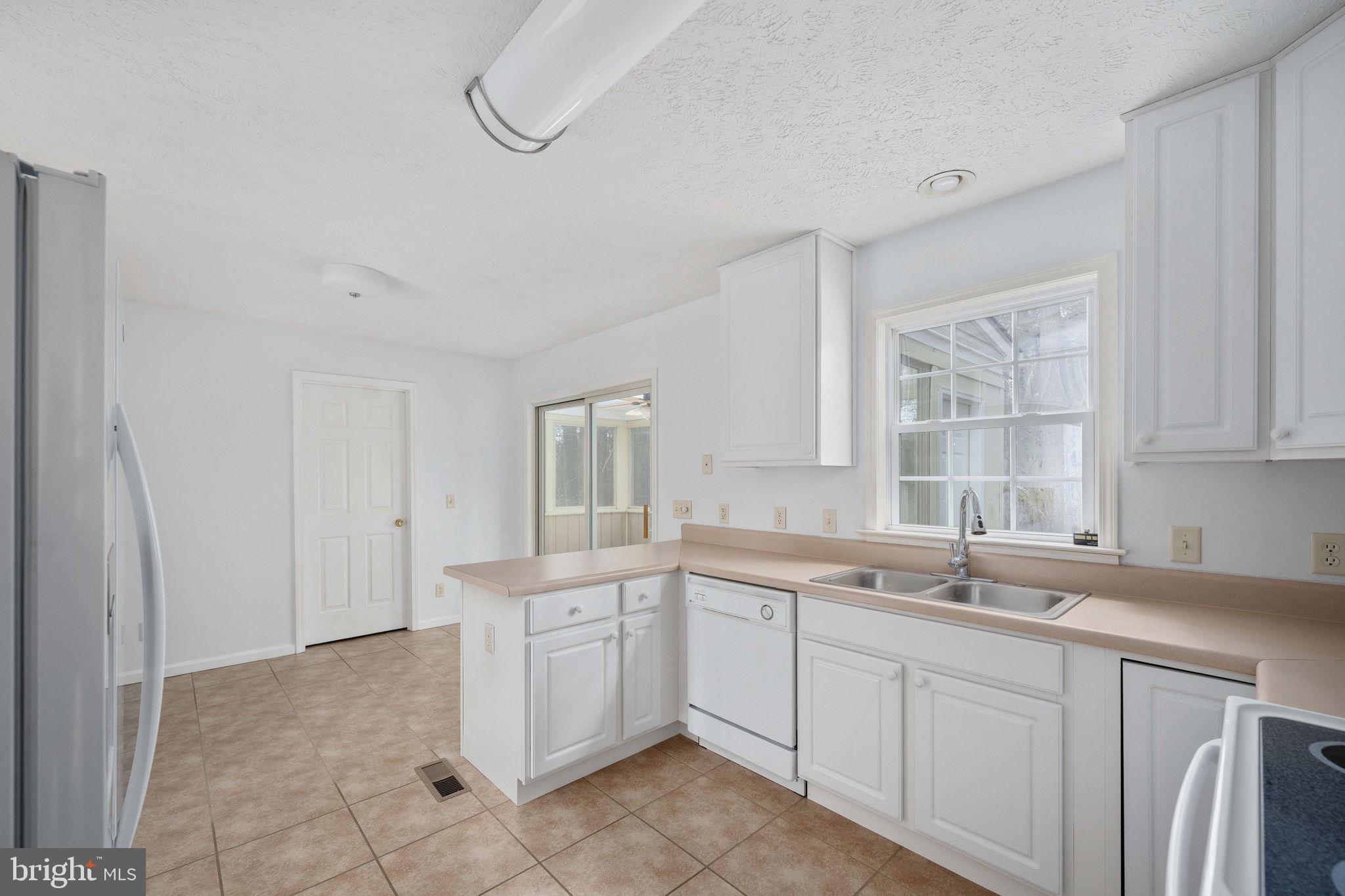 CABIN POINT - Residential