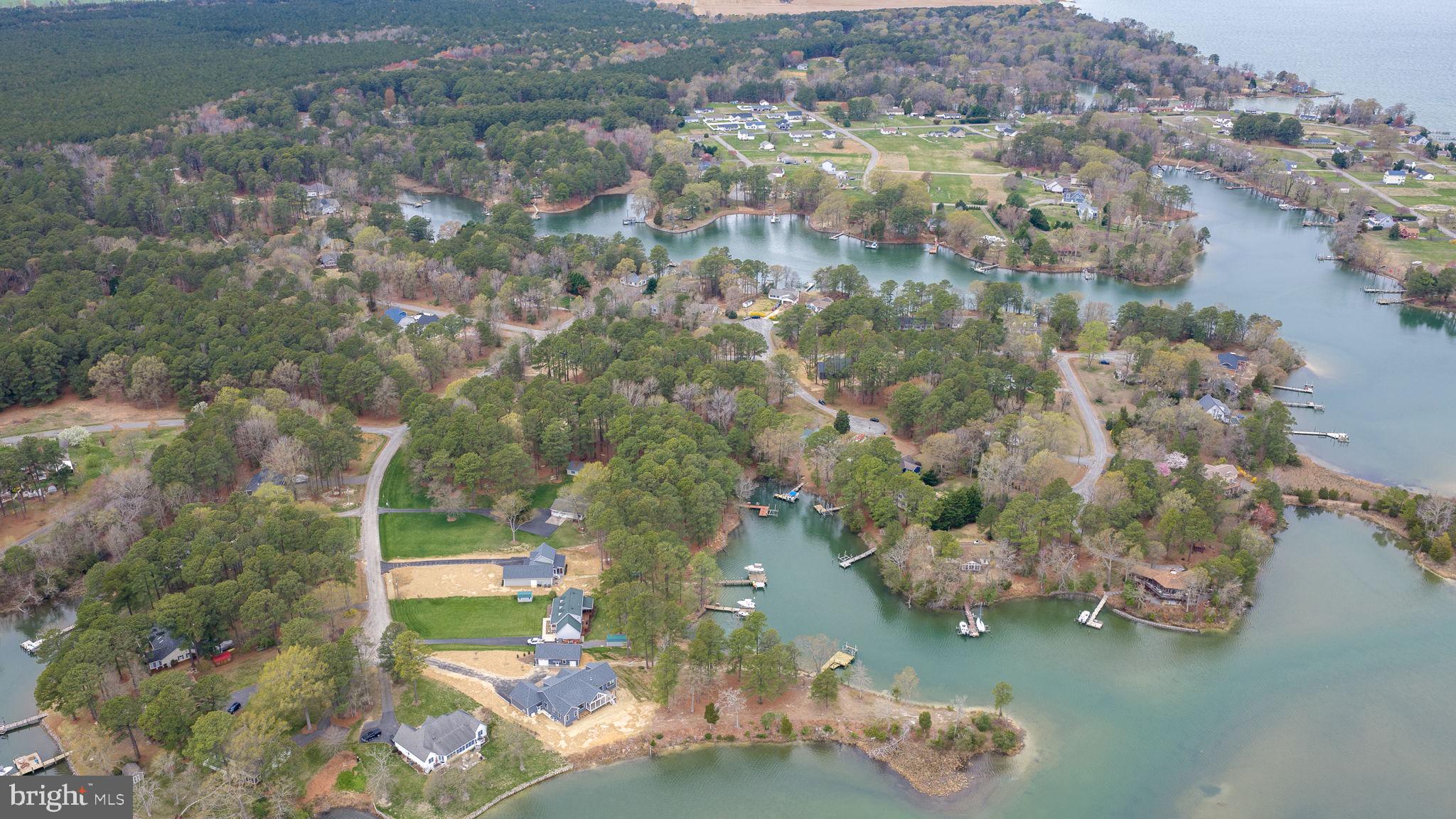 CABIN POINT - Residential