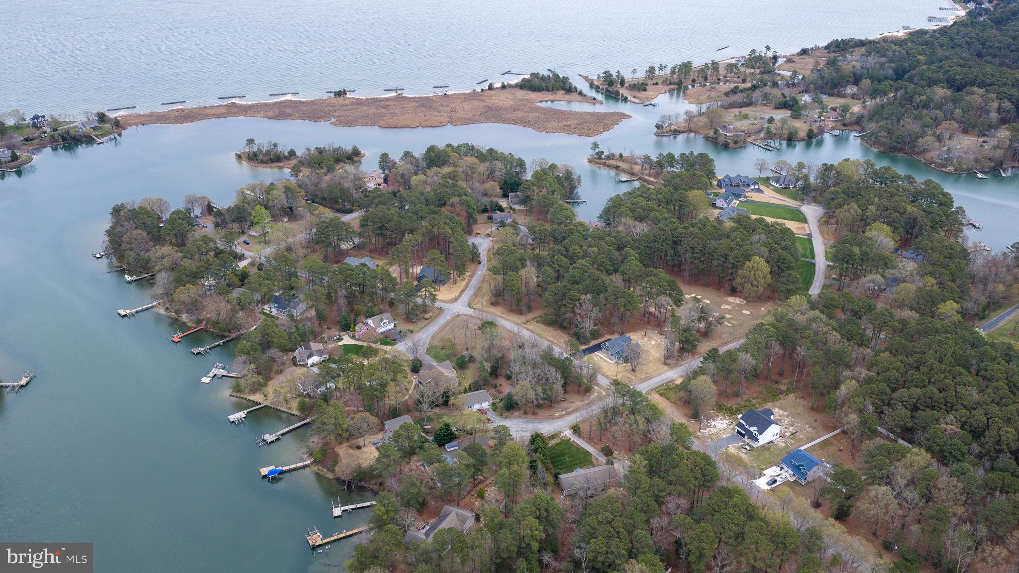 CABIN POINT - Residential