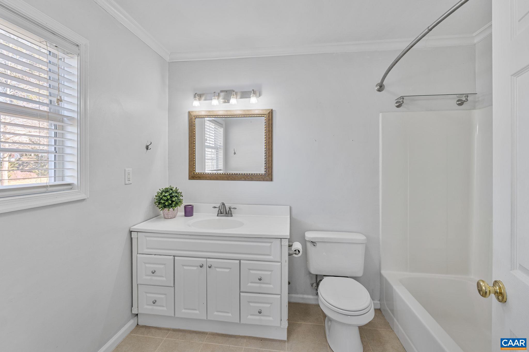 BELMONT - Residential