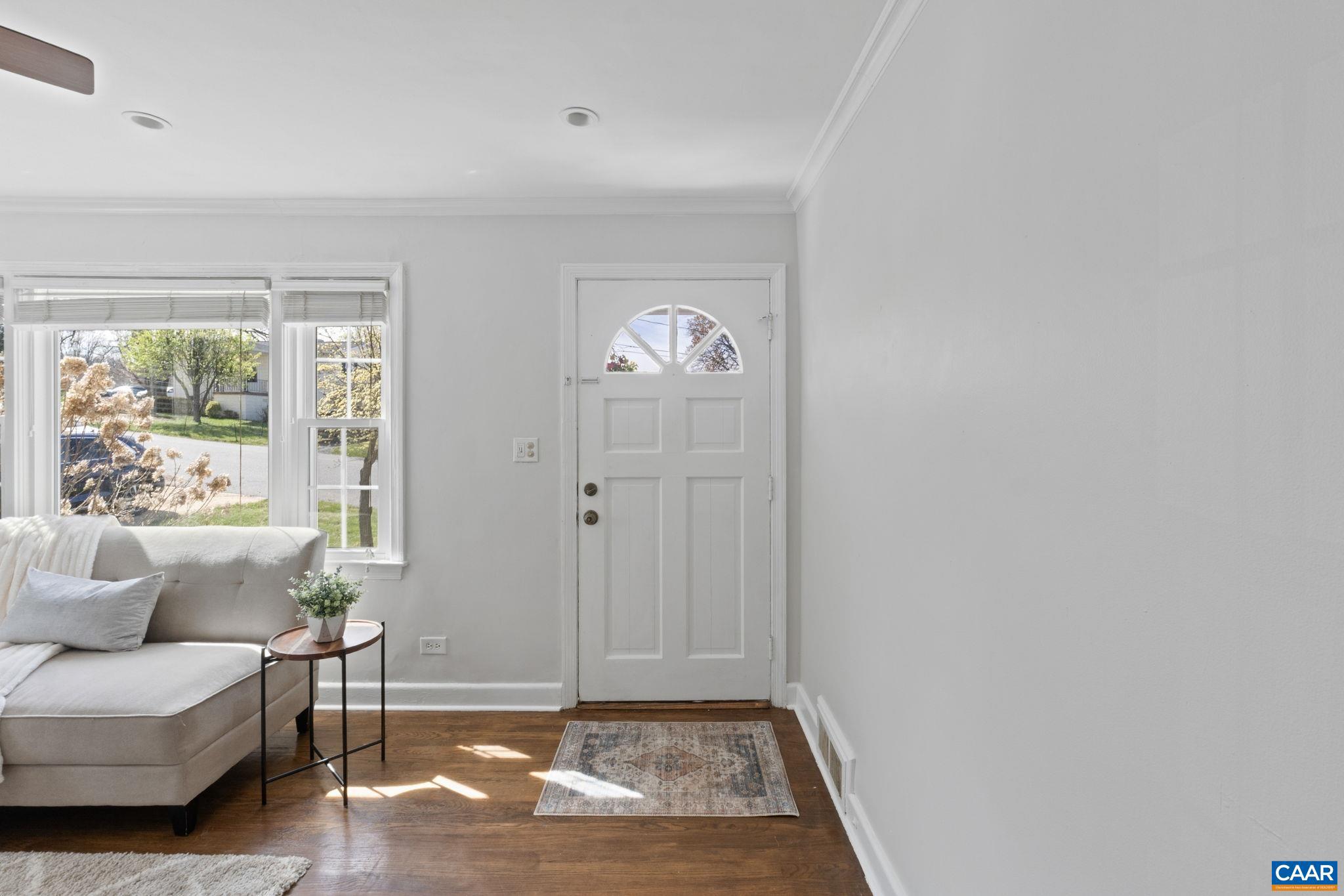 BELMONT - Residential