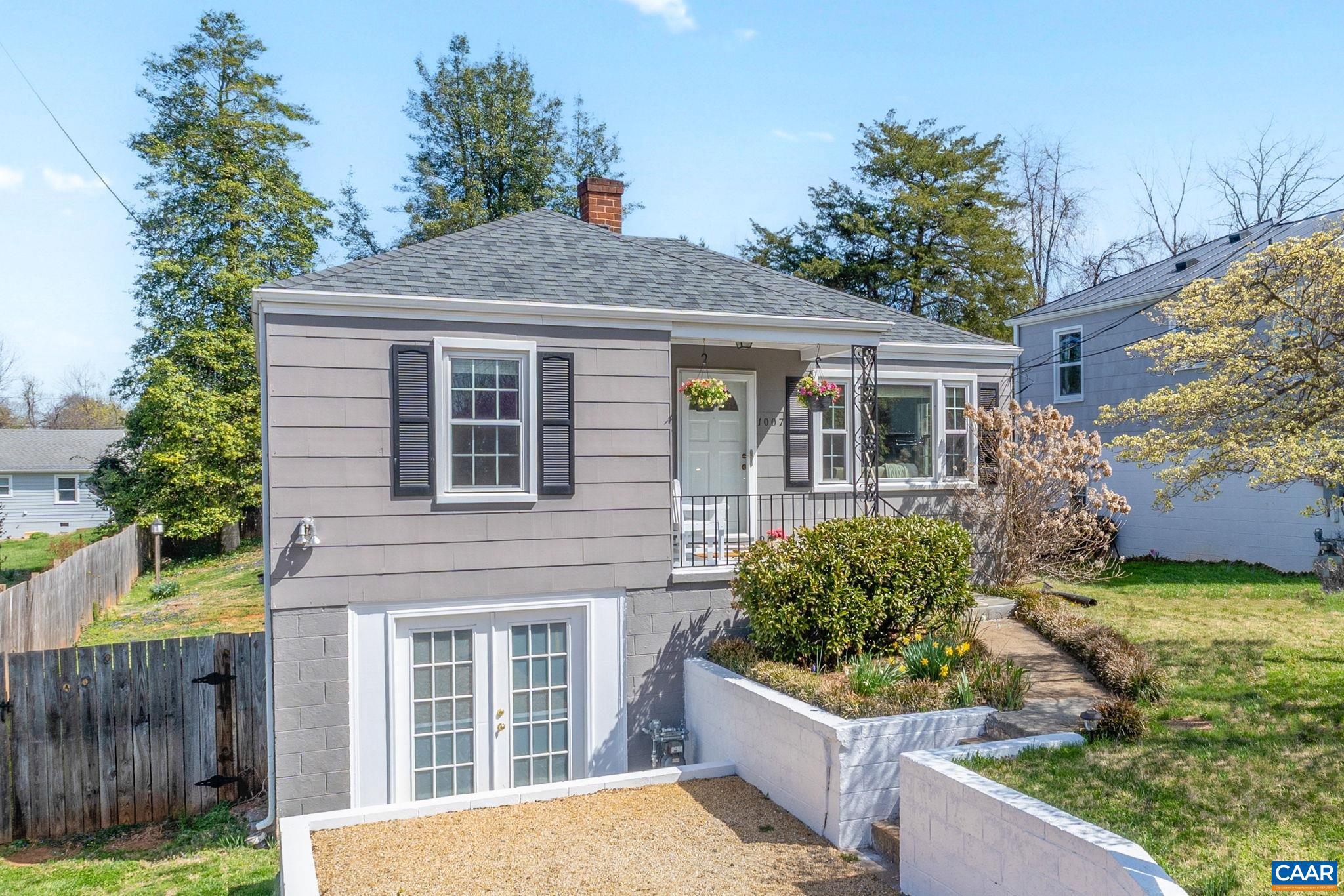 BELMONT - Residential