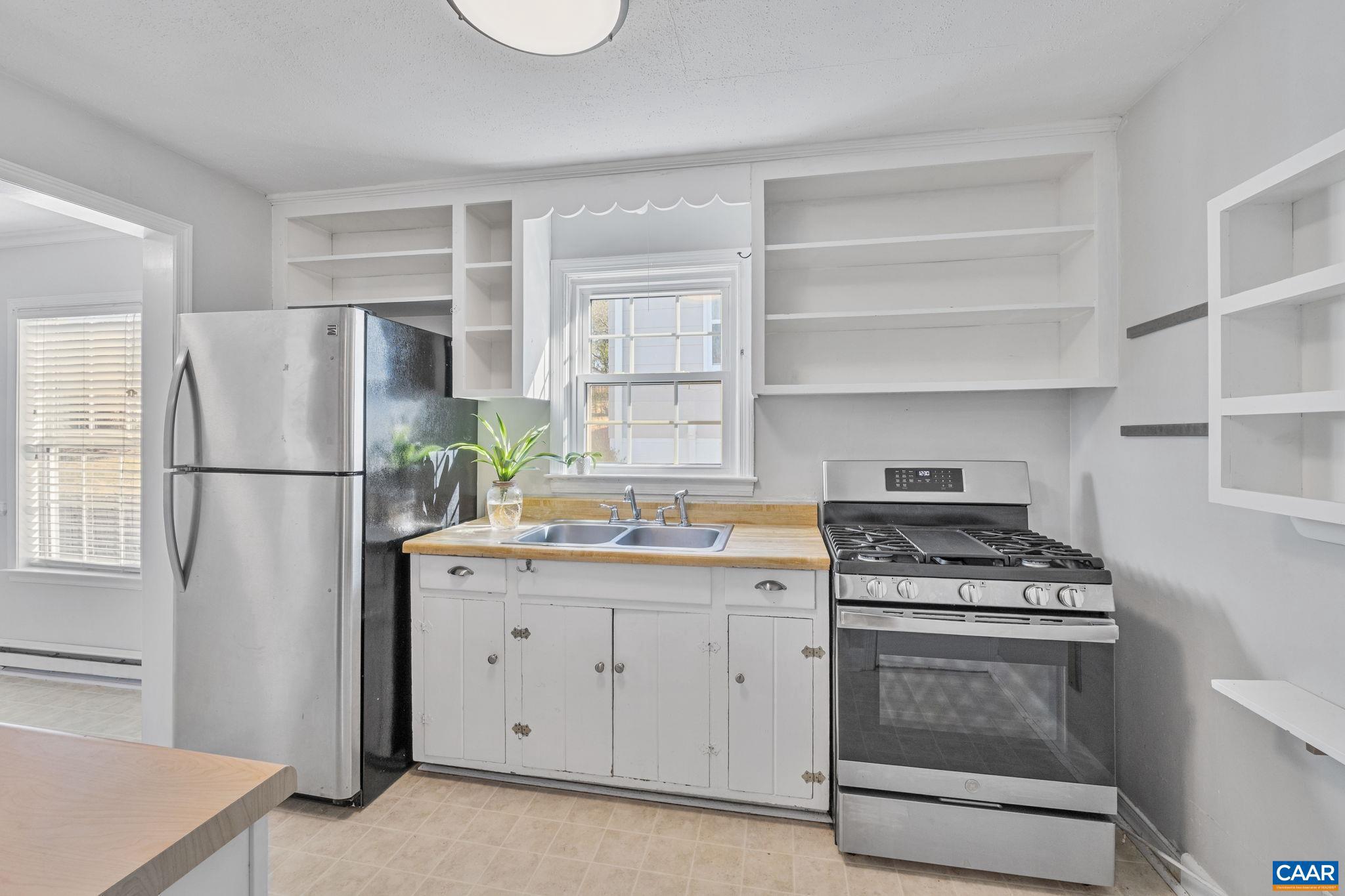 BELMONT - Residential