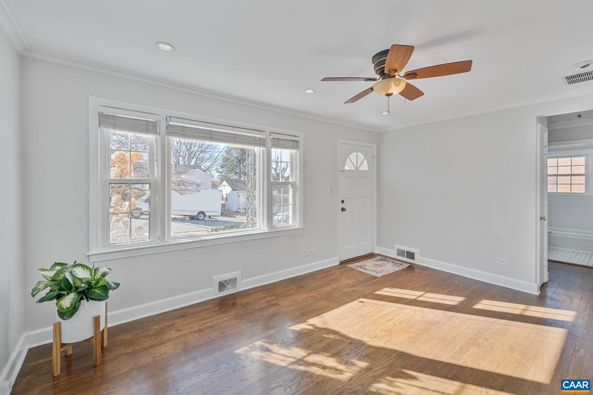 BELMONT - Residential