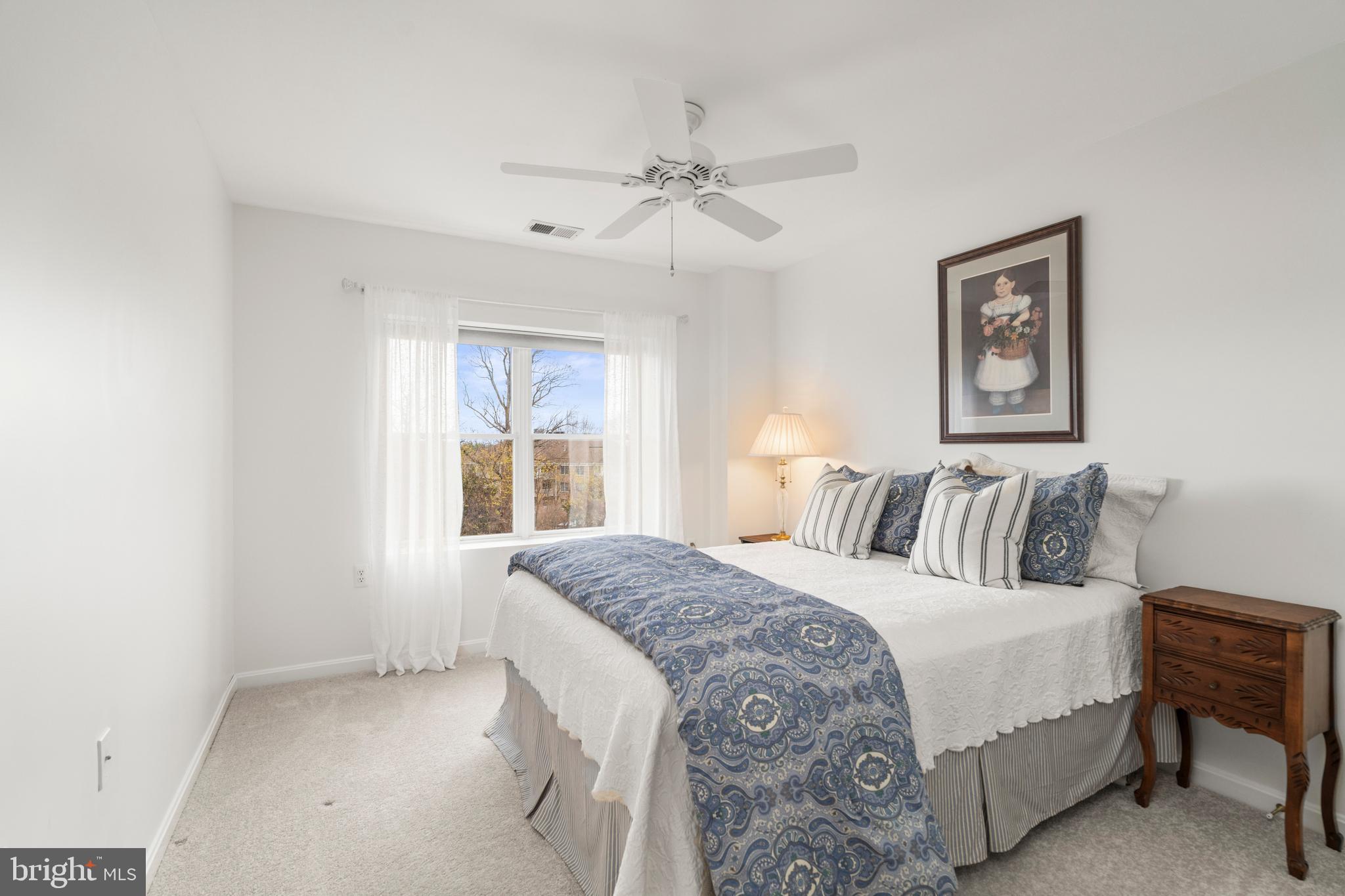 ROUNDWOOD RIDGE - Residential