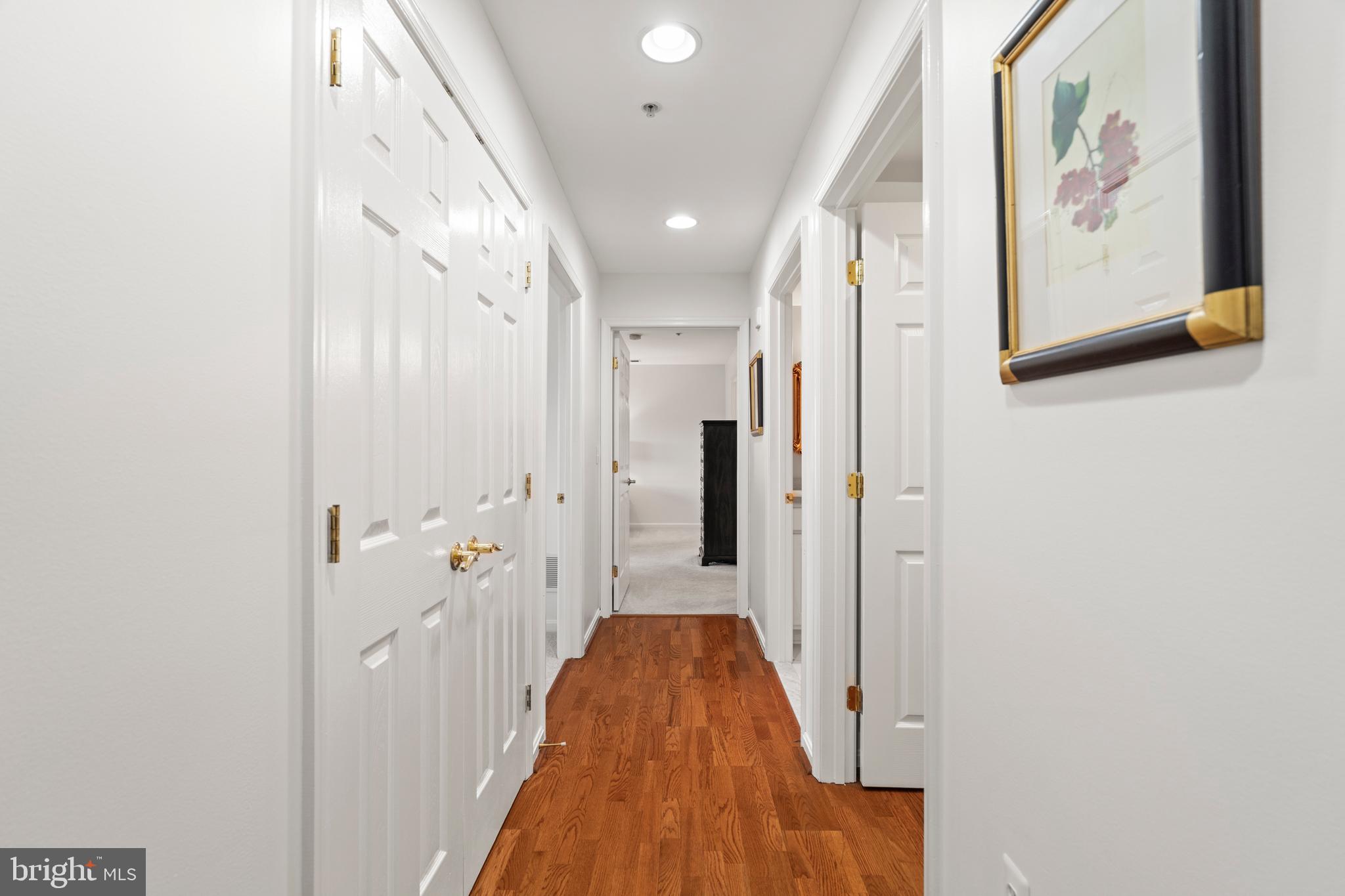 ROUNDWOOD RIDGE - Residential