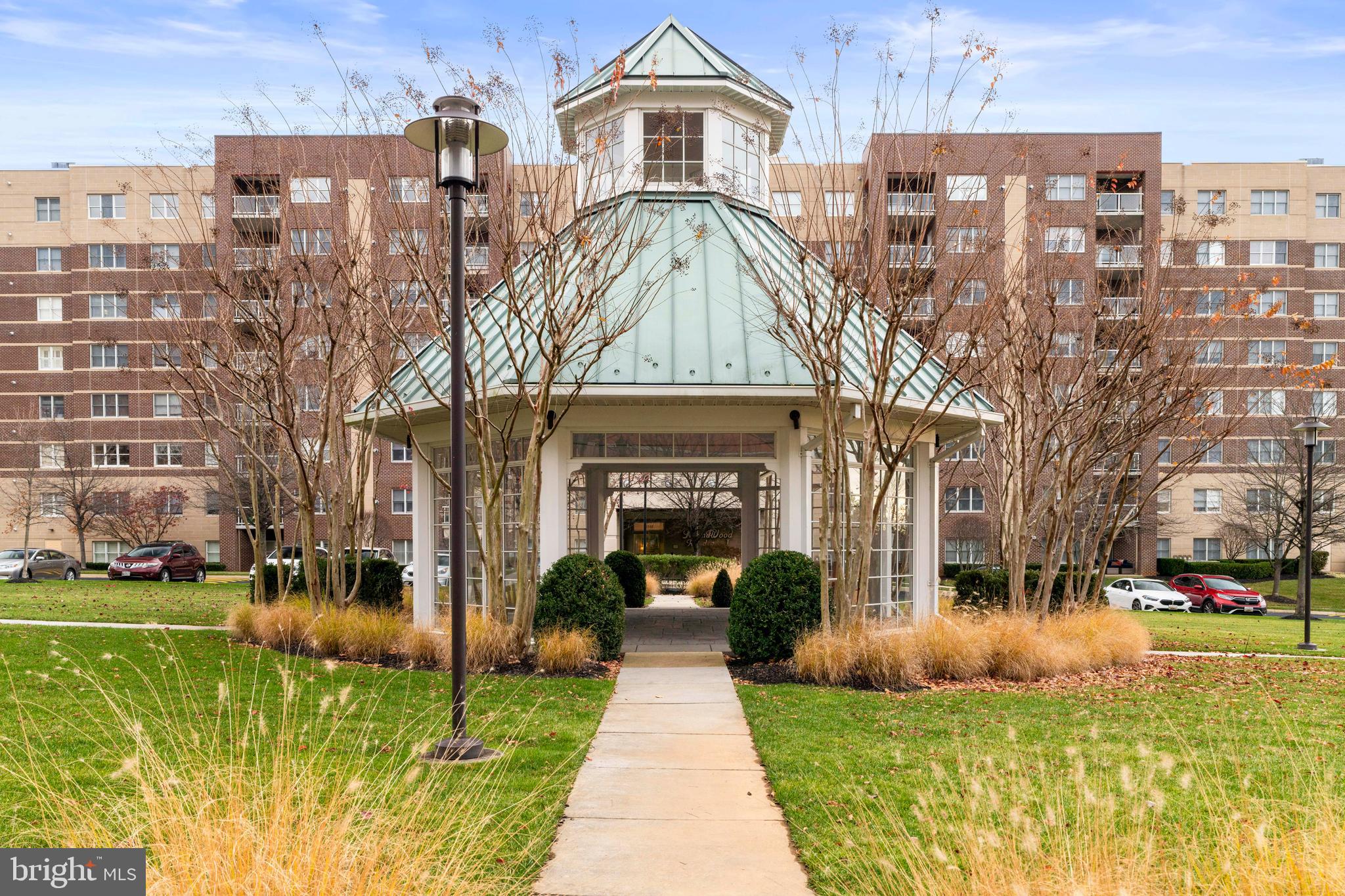 ROUNDWOOD RIDGE - Residential