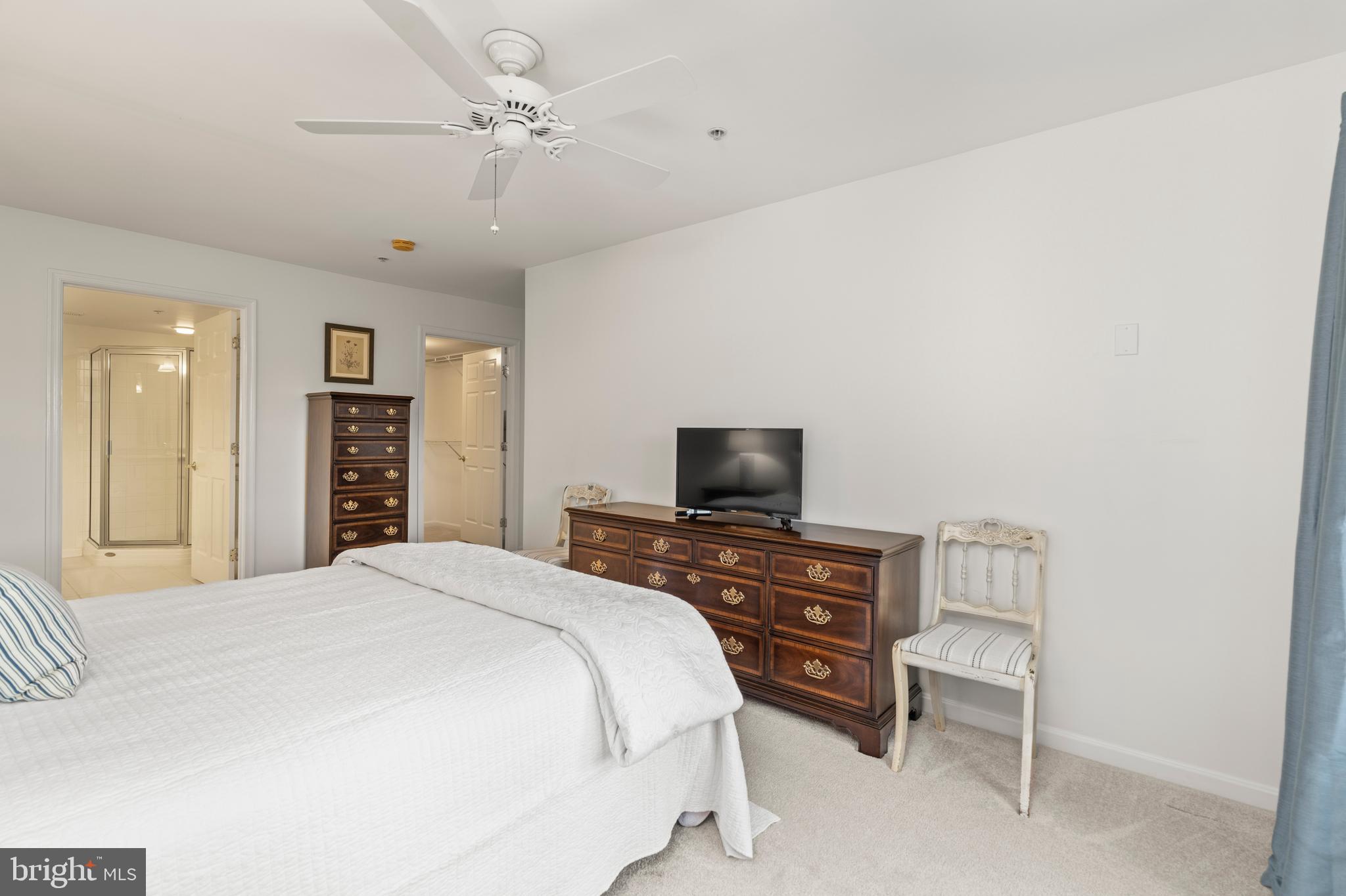 ROUNDWOOD RIDGE - Residential