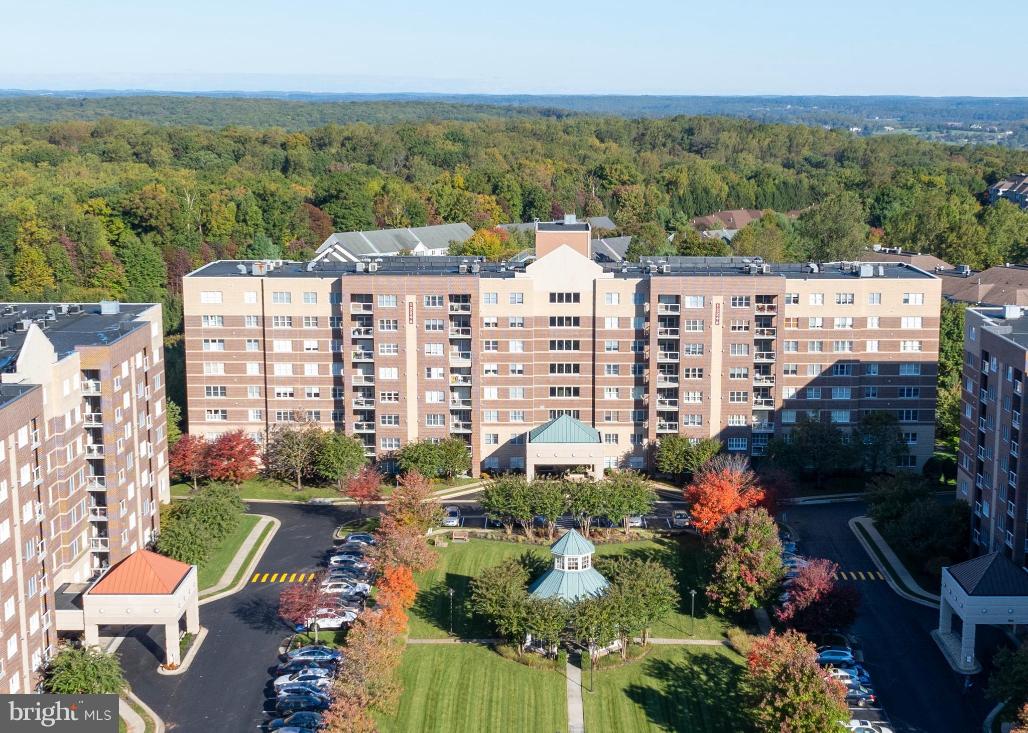 ROUNDWOOD RIDGE - Residential