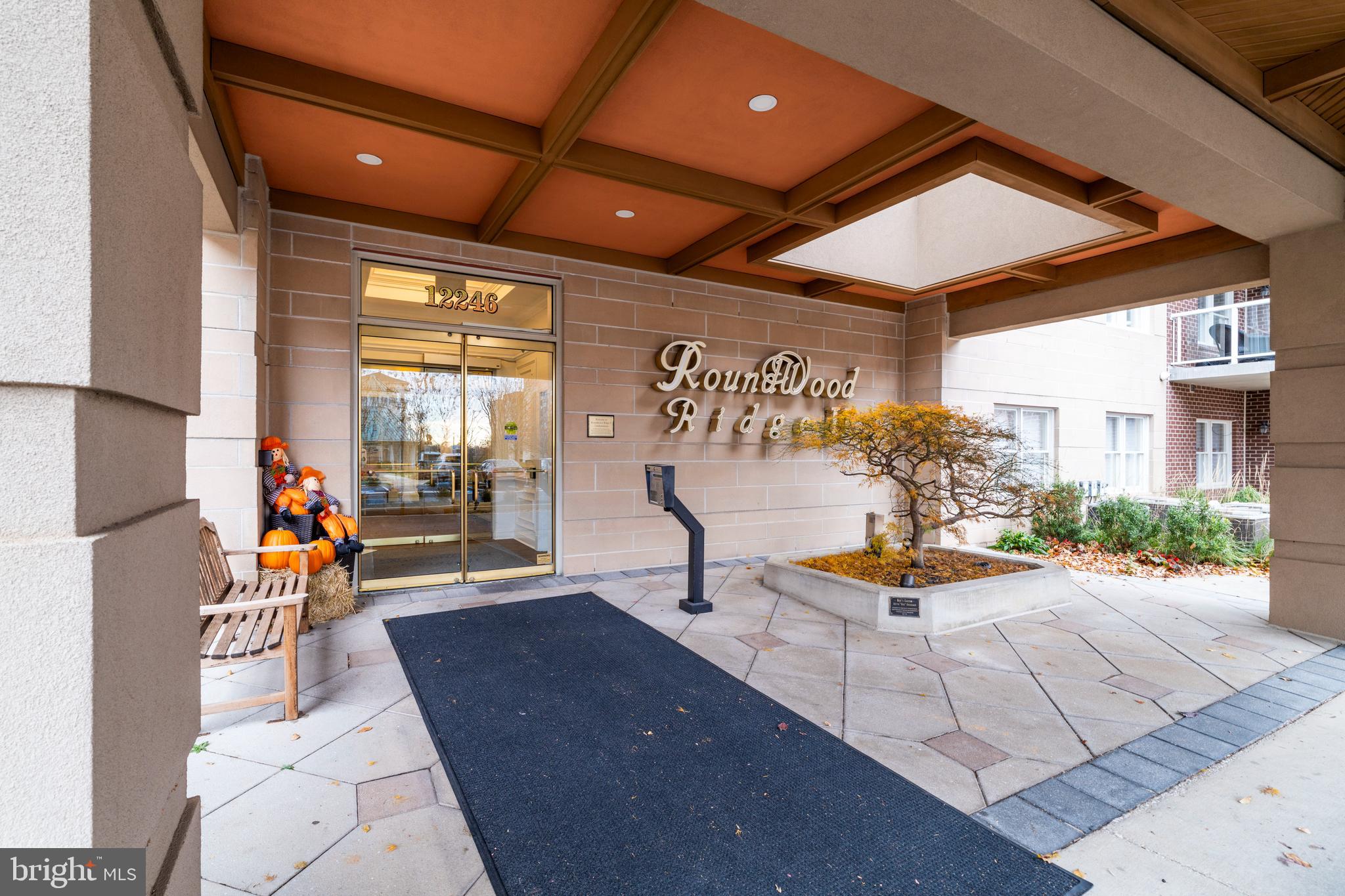 ROUNDWOOD RIDGE - Residential