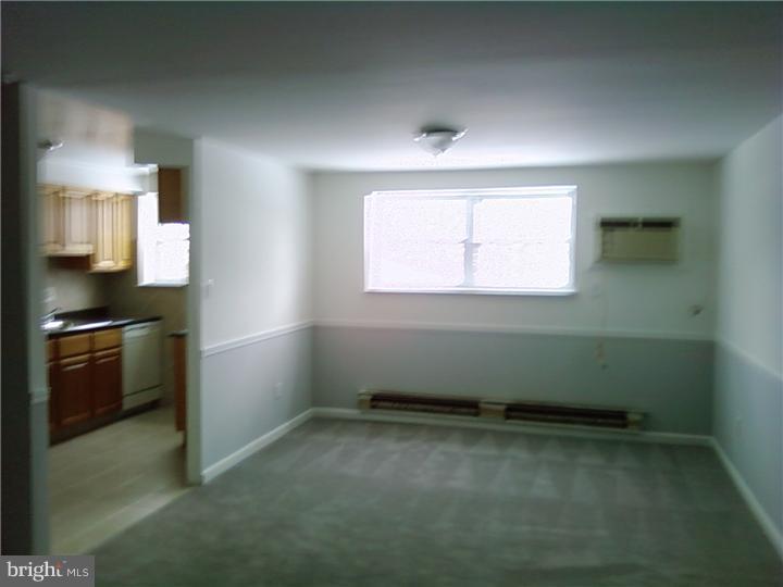 Ridley Park, beautifully done 2 bedroom apartment, large 23' X 13' living room, eat-in kitchen, plenty of off street parking, near 95 & 420 (Lincoln Ave.). Excellent public schools. Water is included. Laundry facilities on site. Immediate occupancy available. Unit #10.