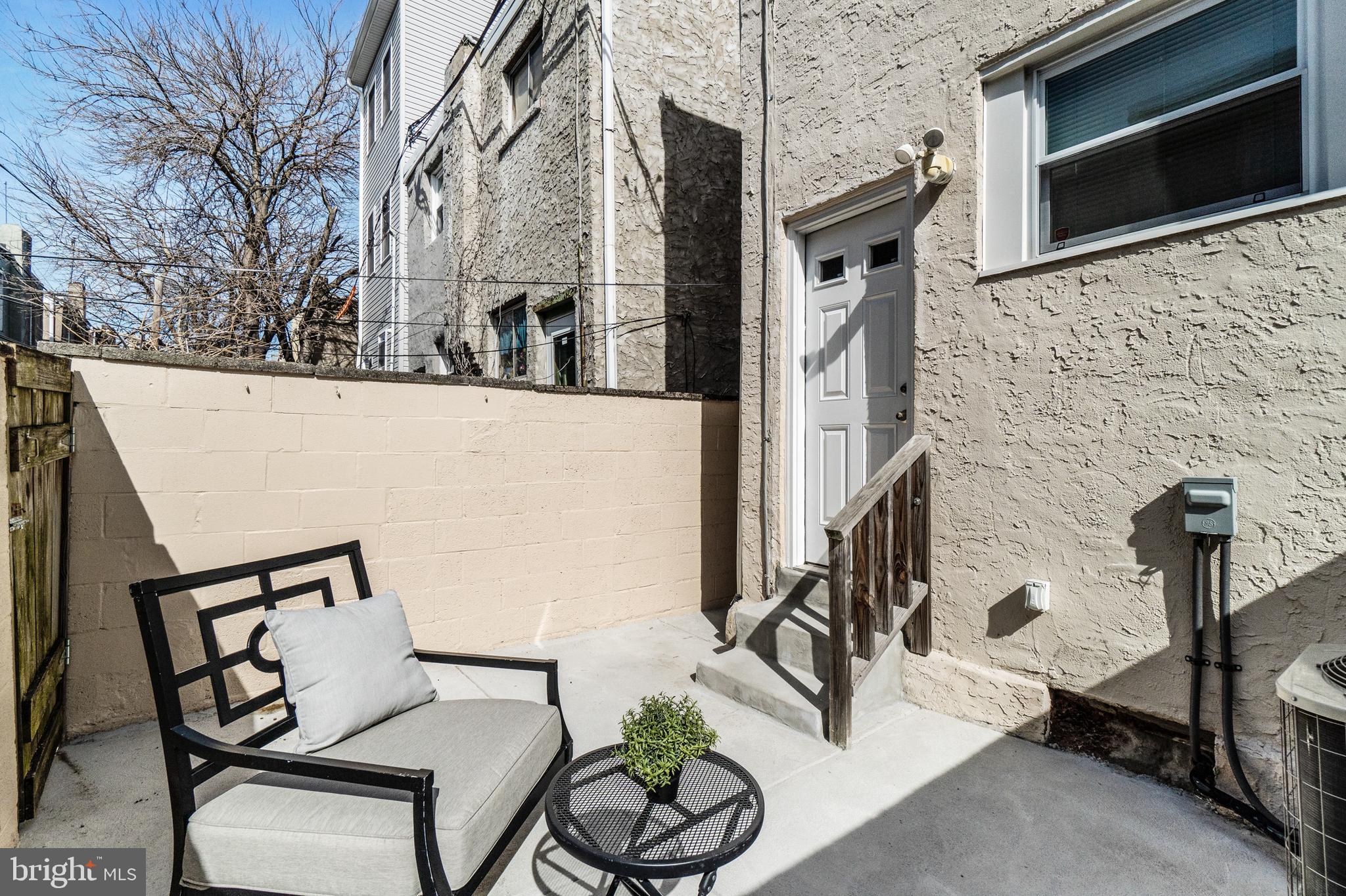 WEST PASSYUNK - Residential