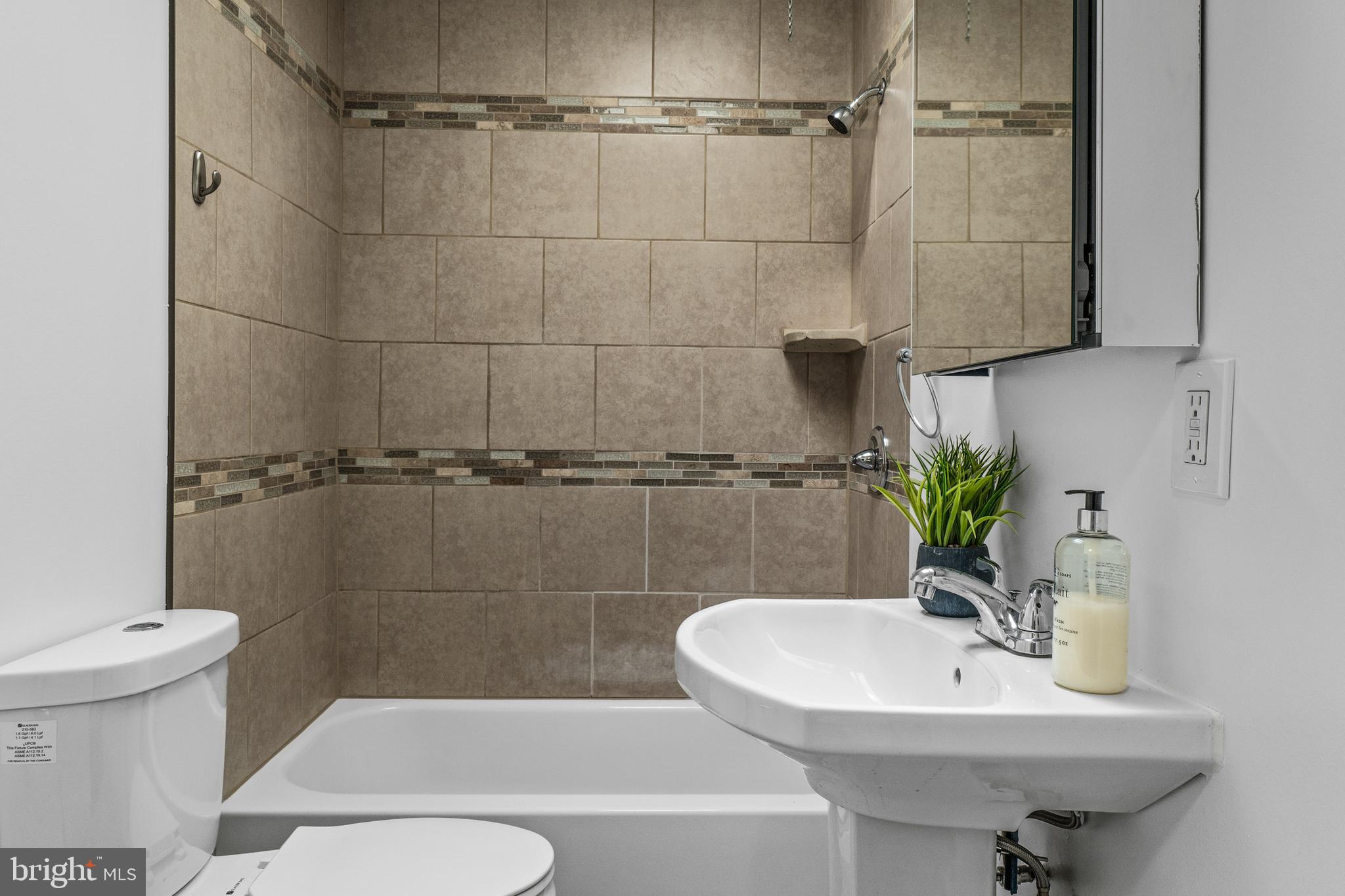 WEST PASSYUNK - Residential