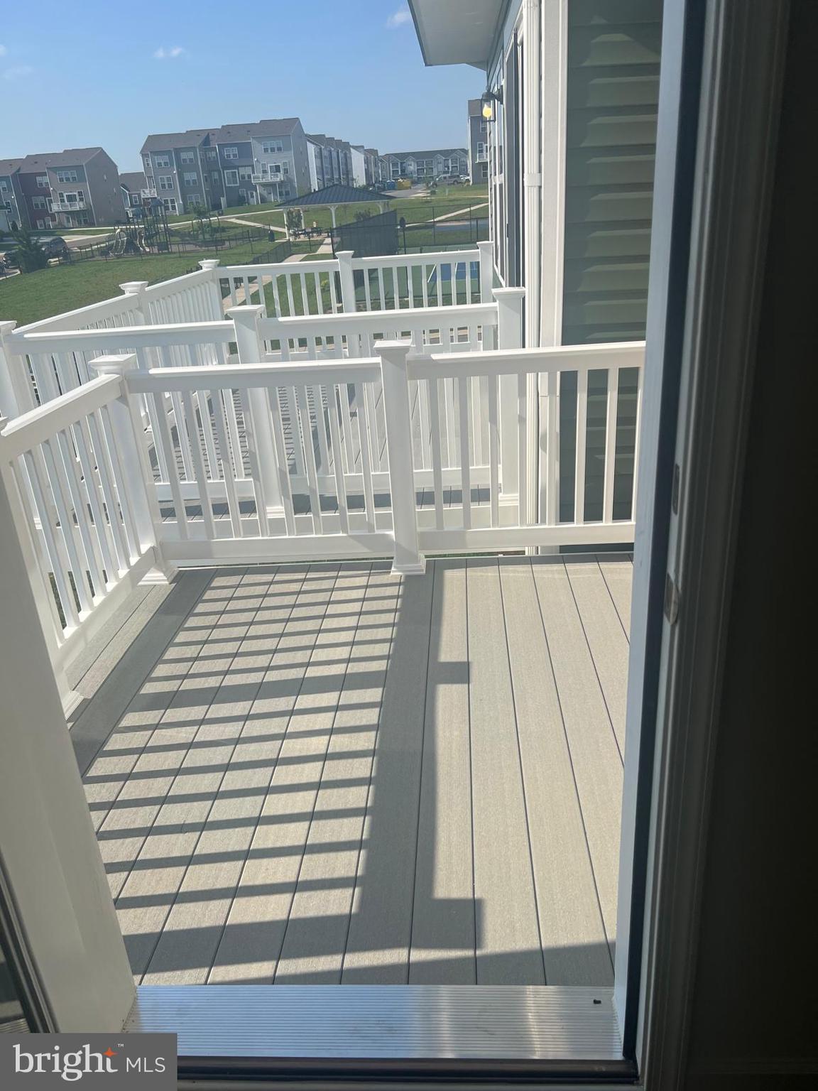 OVERLOOK AT RIVERSIDE TOWNHOMES - Residential Lease