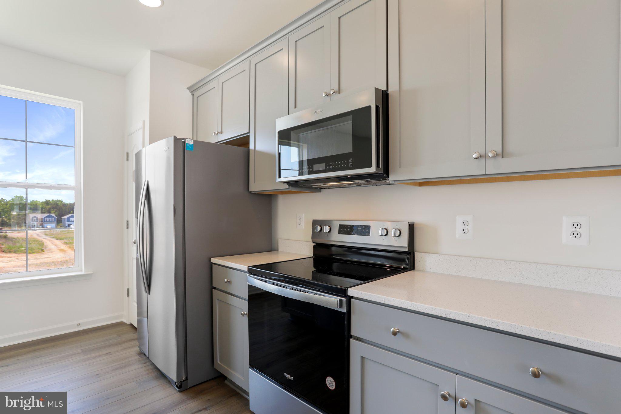 OVERLOOK AT RIVERSIDE TOWNHOMES - Residential Lease