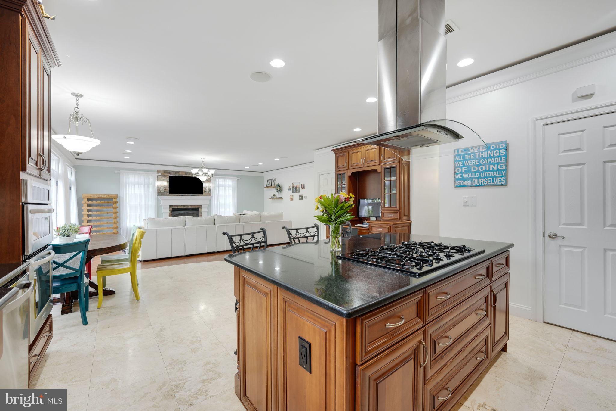 VIENNA WOODS - Residential