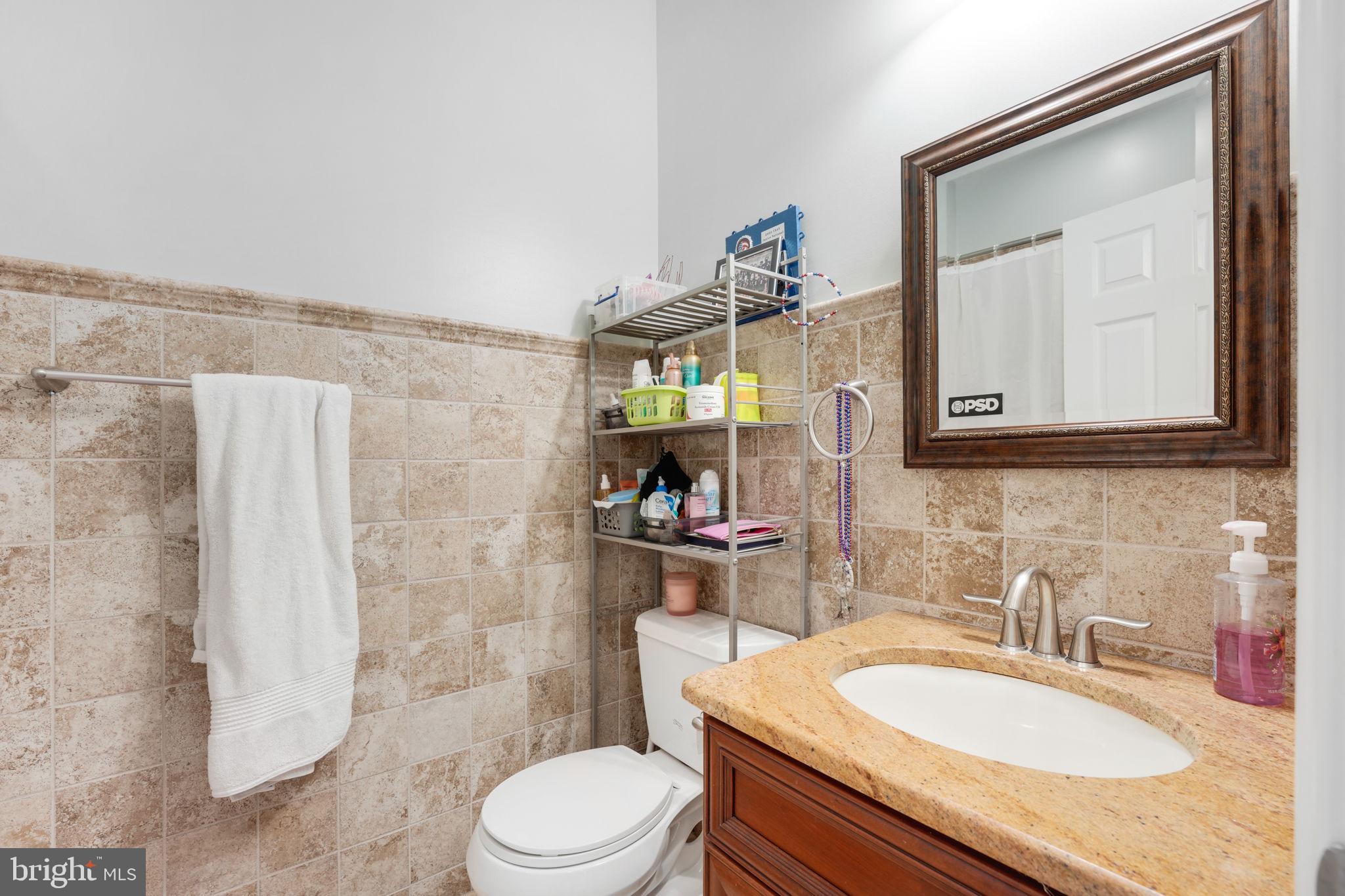 VIENNA WOODS - Residential