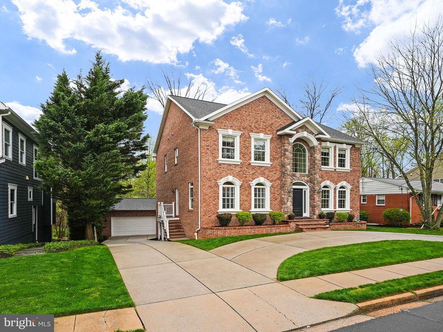 Welcome home to this bright and charming home on almost a half an acre! Details in every turn. Main level offers Formal Dining Room for guest entertaining. Main level office with built in shelves and French doors. Spacious gourmet kitchen with ample counter and cabinet space, walk in pantry, Eat in table space, island seating and work station. Large family Room off the kitchen with gas fireplace and doors to deck. Upper level primary suite with walk in closet, and ensuite luxury bath. Three additional spacious bedrooms with walk in closets and en-suite full baths. Lower level has recreation room, gaming area, wet bar with beverage frig, large laundry room with sink, bedroom and full bath. Access to rear patio from both recreation room and the bedroom. Lower patio can be closed in on all four sides and you can choose to open all four sides or just one at a time!  Custom Trim package, transoms, hardwood floors on top two levels. Travertine tile in kitchen.  The main level, partial upper level and lower level are wired to speakers. The rear view is stunning! From the elevated deck, to the lower private patio or the lower built in gas firepit. Entertain your way in this outdoor oasis! 
Close to commuter routes and local parks.