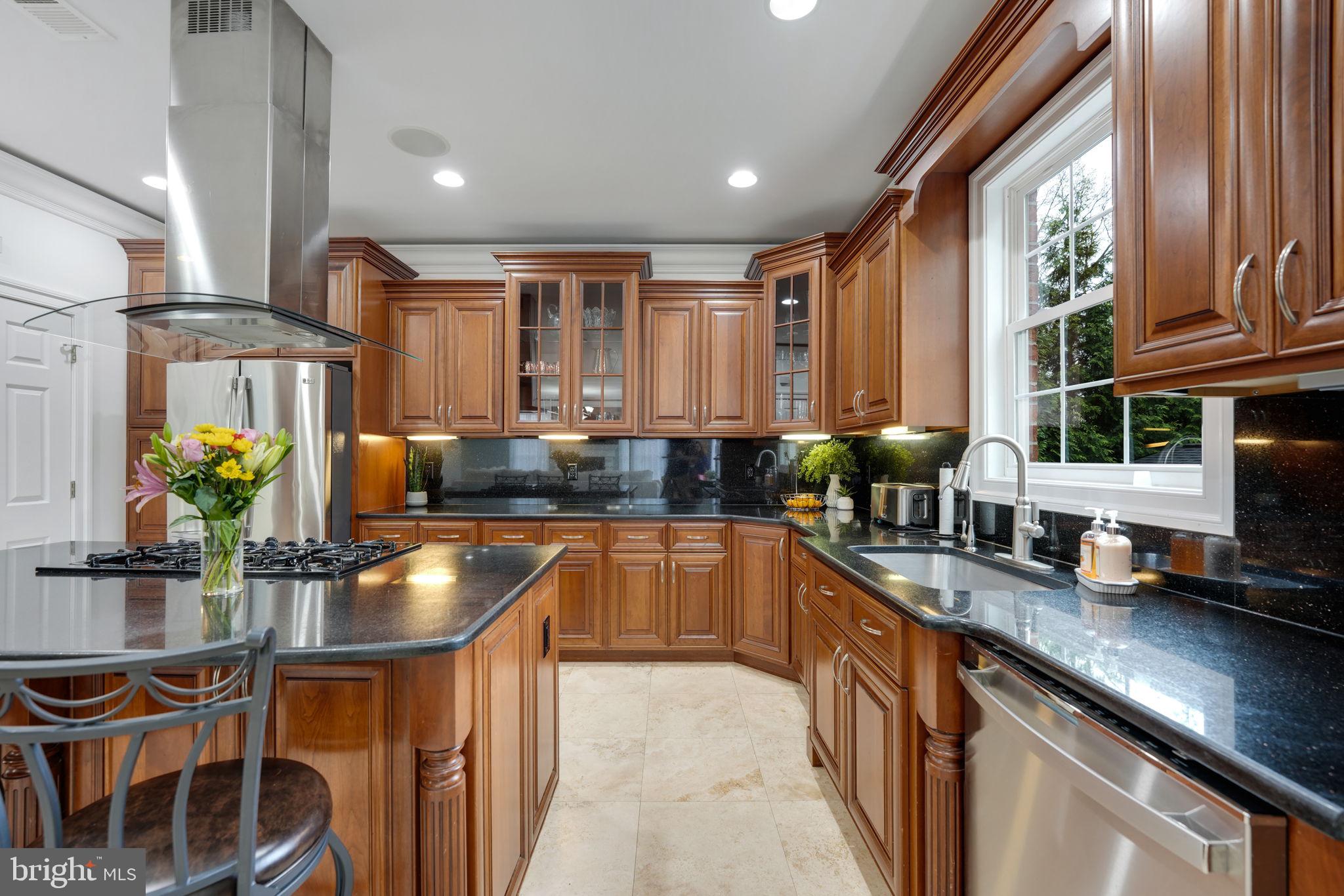 VIENNA WOODS - Residential