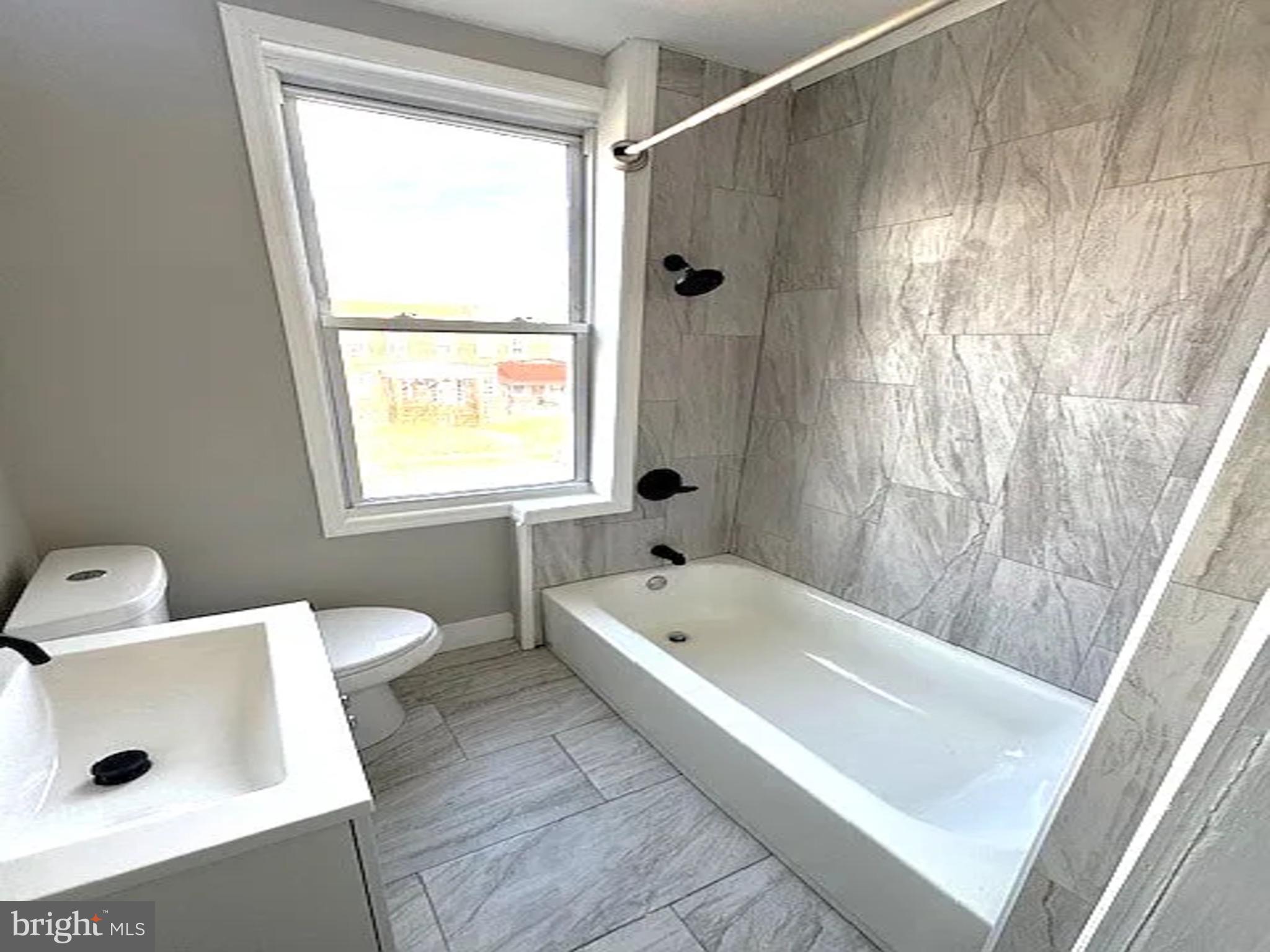 CENTRAL PARK HEIGHTS - Residential Lease