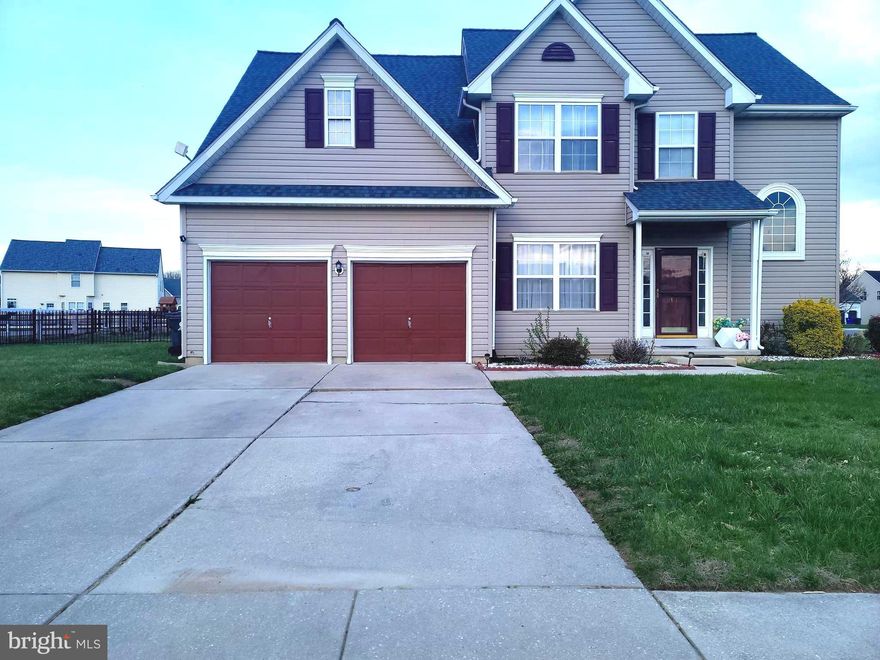 This corner lot single home is now available. Located in Townsend Station in Townsend , Delaware, the house has two cars garage with parking for an additional two cars in the drive way!  On the inside there's a fire place, living room, dining room, eat-in kitchen,  full kitchen, laundry room, access to the two-care garage on the main level. On the second level there are 3 bedrooms: the main suite features a walk-in closet with a fully updated bath room, walk-in closet, a guest room and another room also with walk-in closet. The house has upgrades galore! New composite deck, replaced and modernized owner's bath, new HVAC, tankless water heater, new dryer, new metal fence, Chandeliers in living  and dinning rooms, new roof. Even added a doggie door!  All rooms have ceiling fans.
There's also a large  craw space below that can be used for storage and an extra  space in the garage that is used for same.