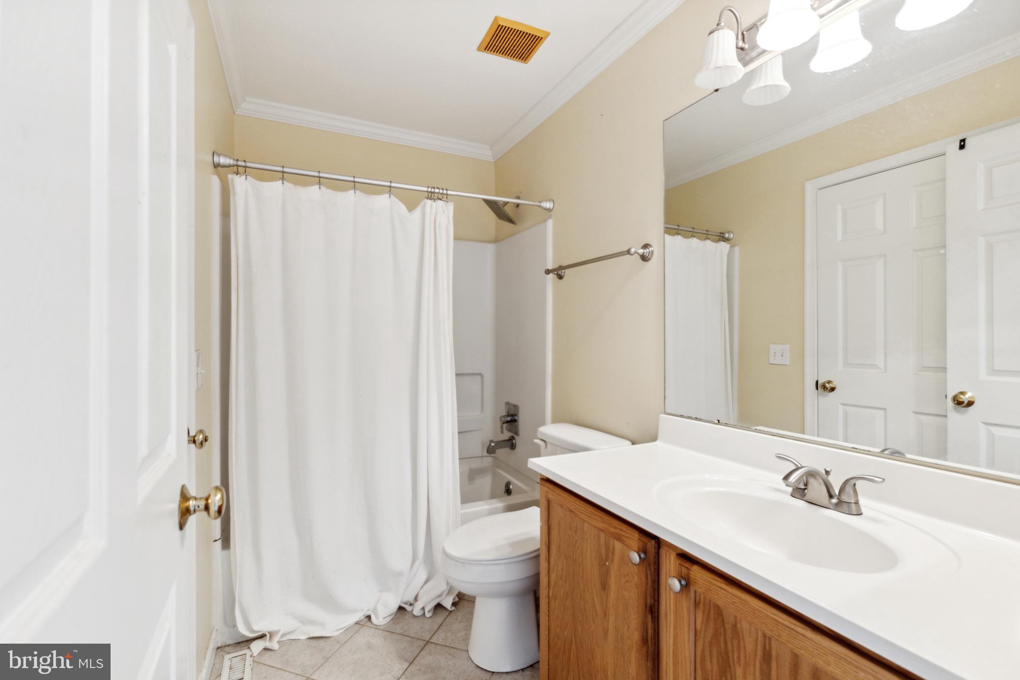 TOWNSEND STATION - Land