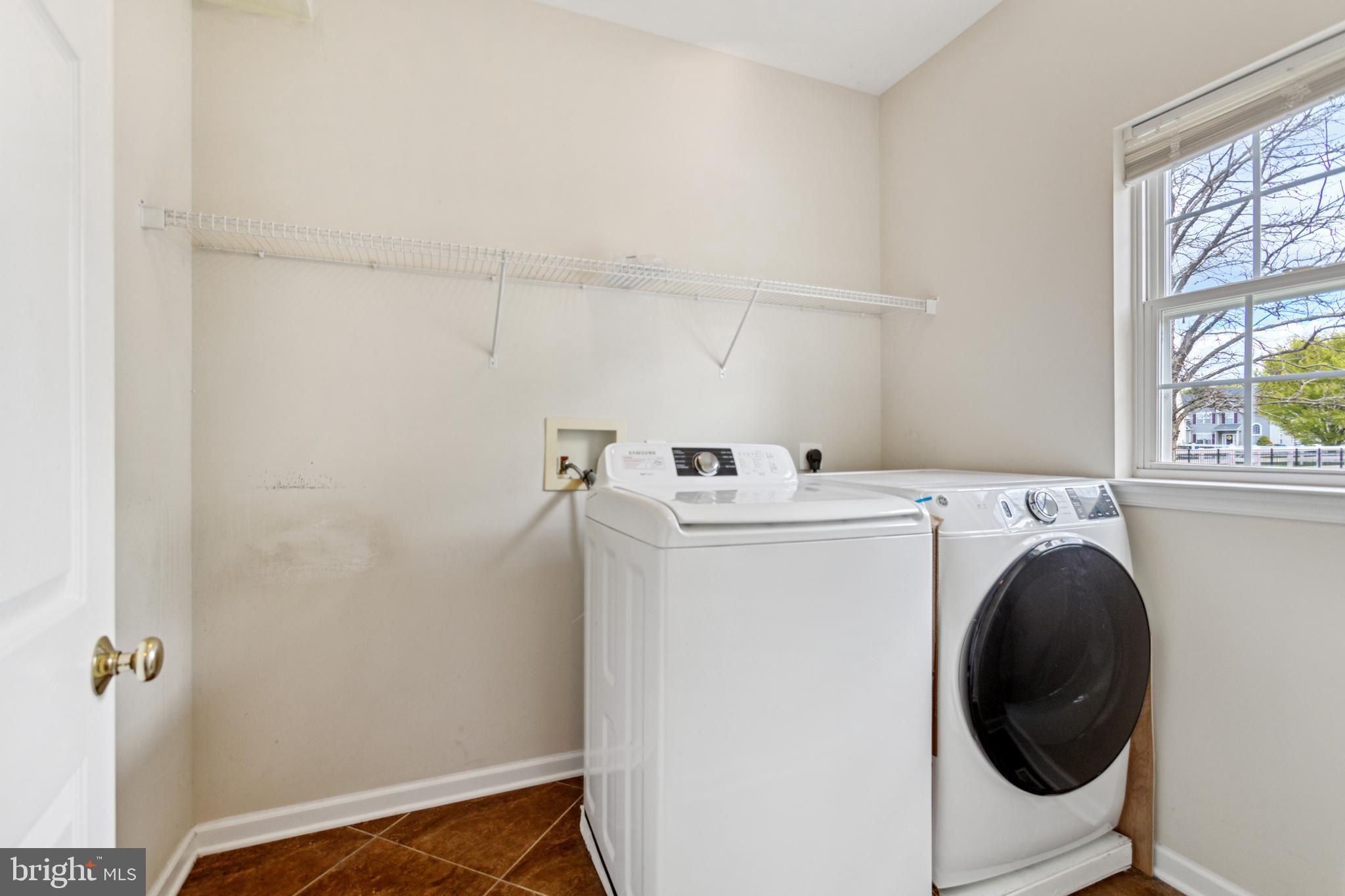 TOWNSEND STATION - Land