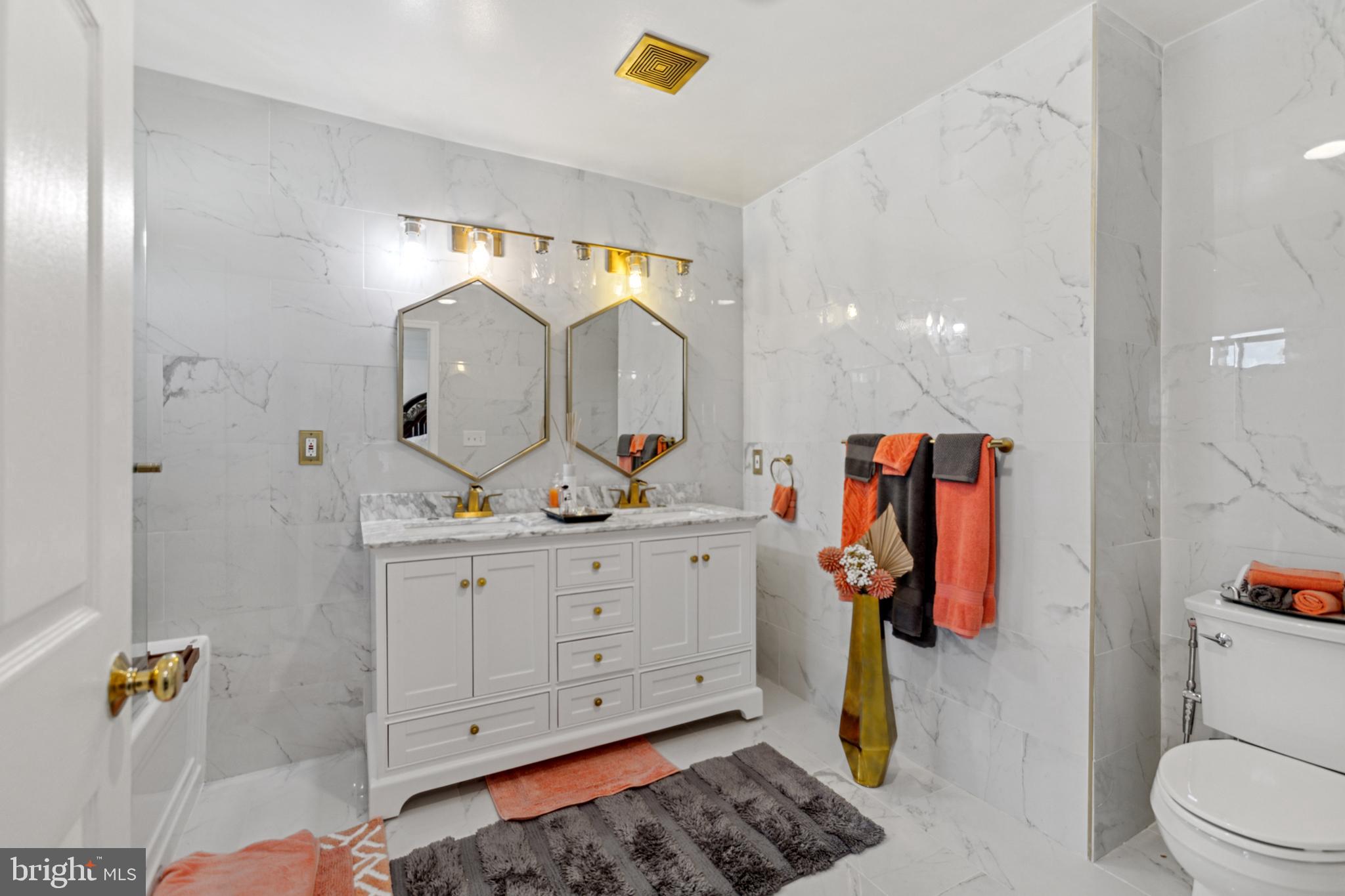 TOWNSEND STATION - Land