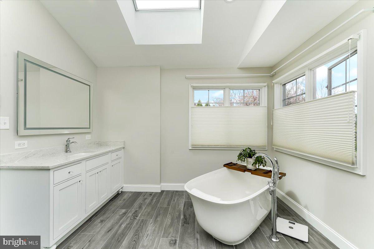 WESTTOWN CHASE - Residential