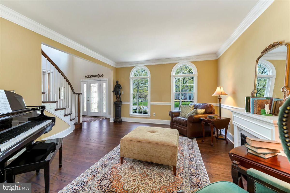 WESTTOWN CHASE - Residential