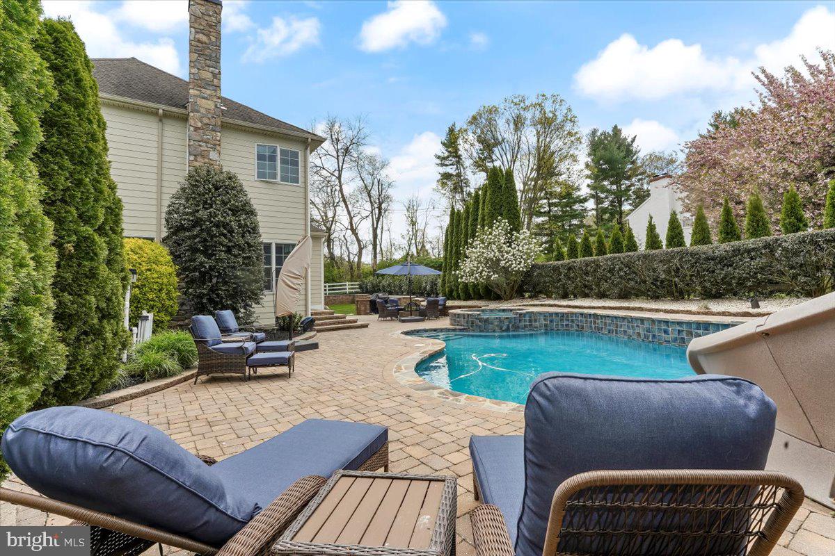 WESTTOWN CHASE - Residential