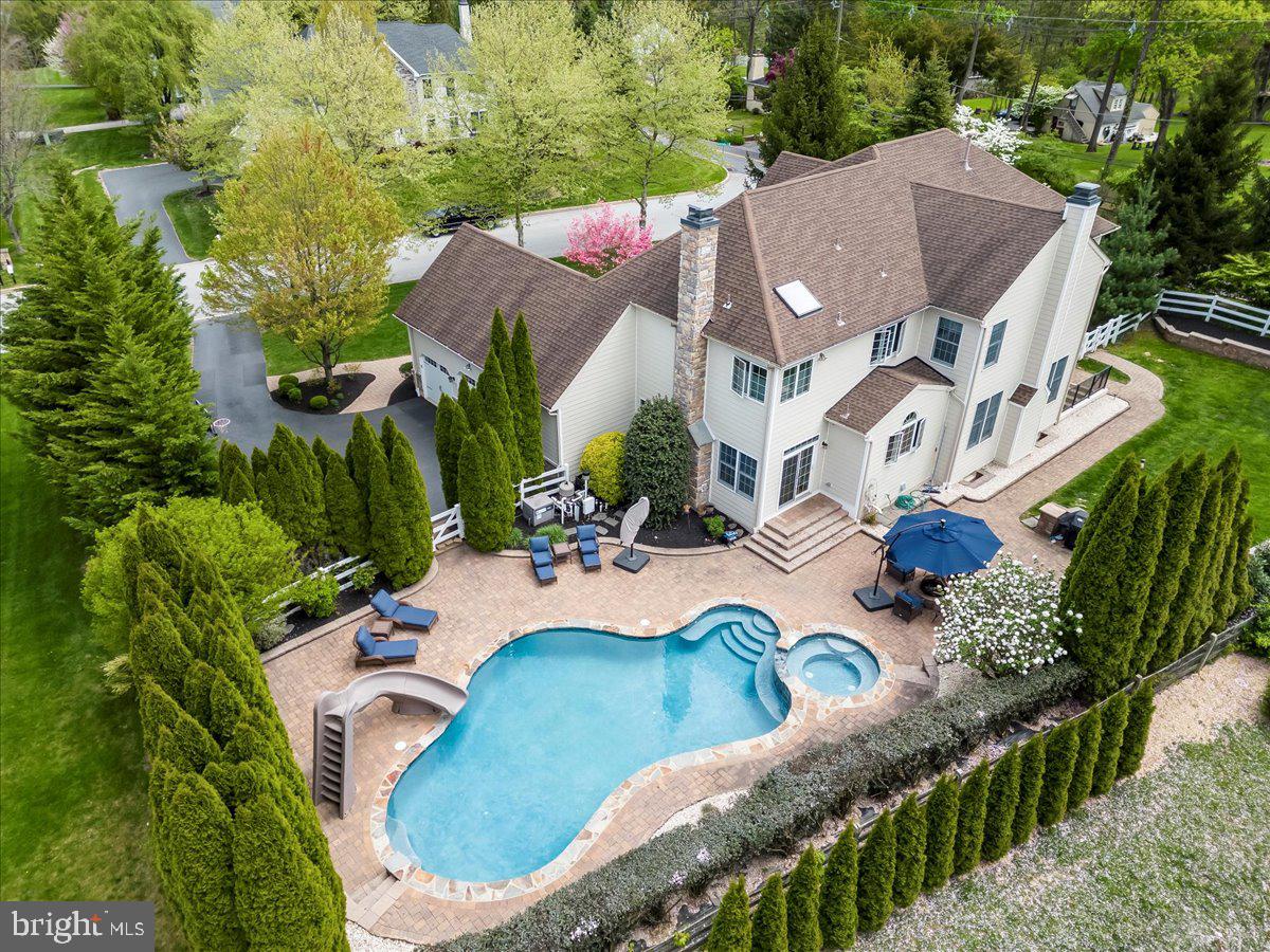 WESTTOWN CHASE - Residential